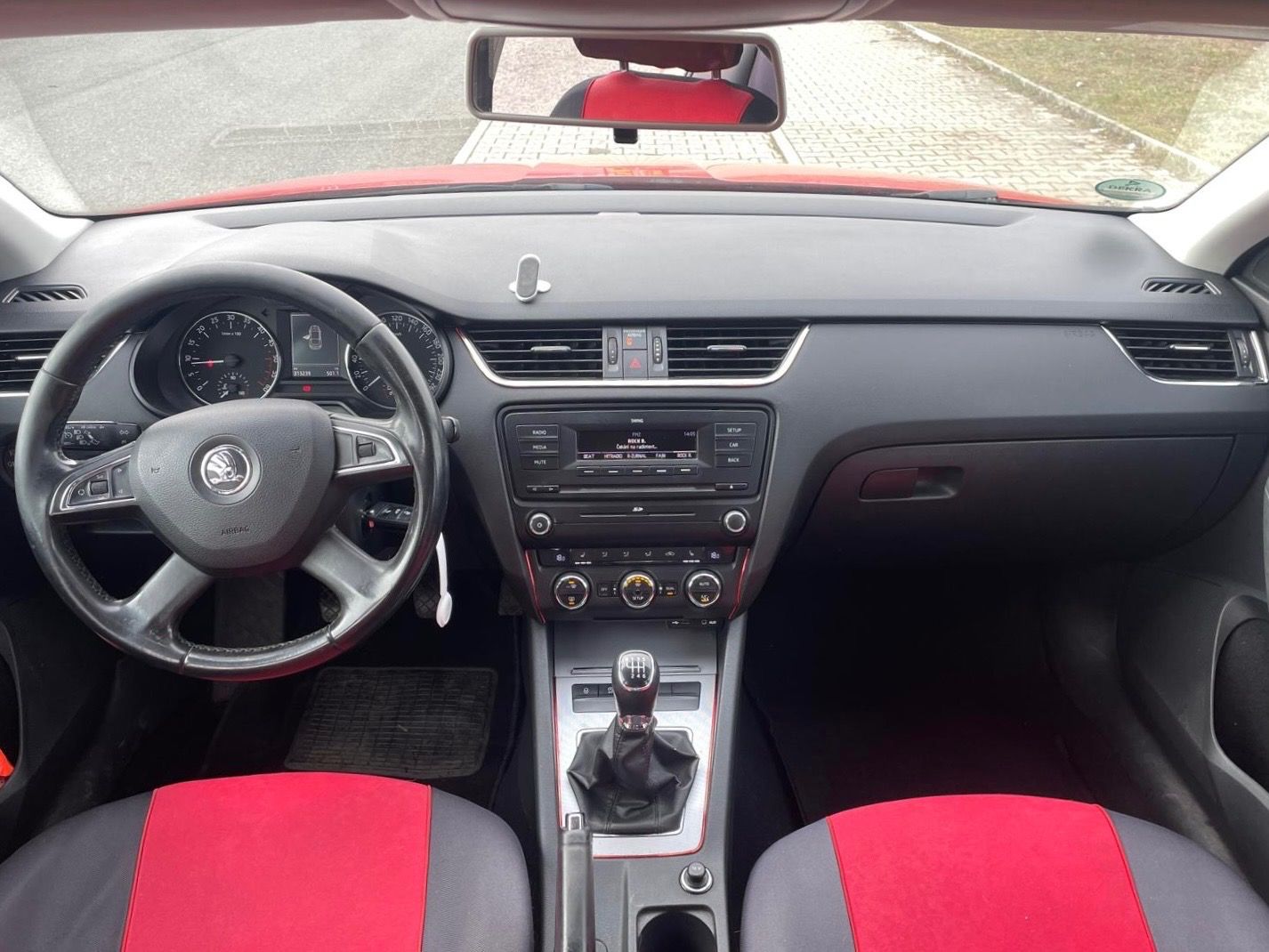 Škoda Octavia, TDI 110kW Liftback STK 4/27 - fotka 4