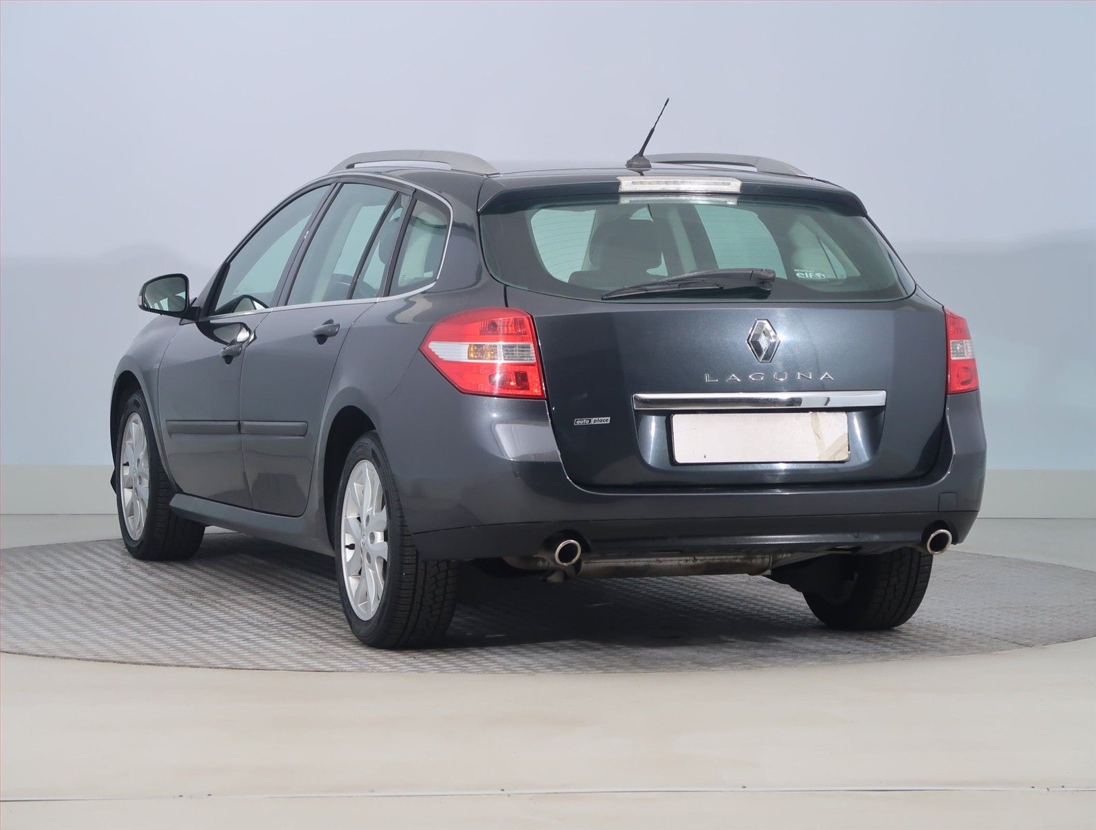 Renault Laguna, 2.0 dCi, Kožené sedačky - fotka 4