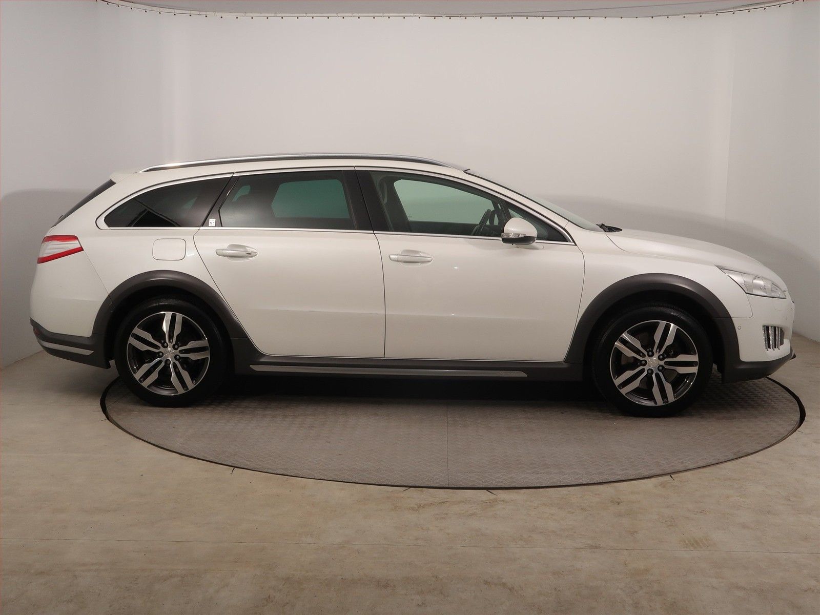 Peugeot 508, HYbrid4, 4X4, Automat - fotka 6
