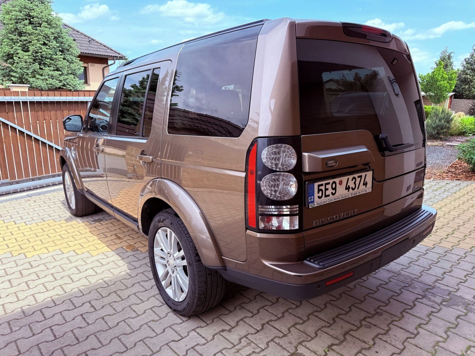 Land Rover Discovery, HSE l perfektní motor - fotka 5