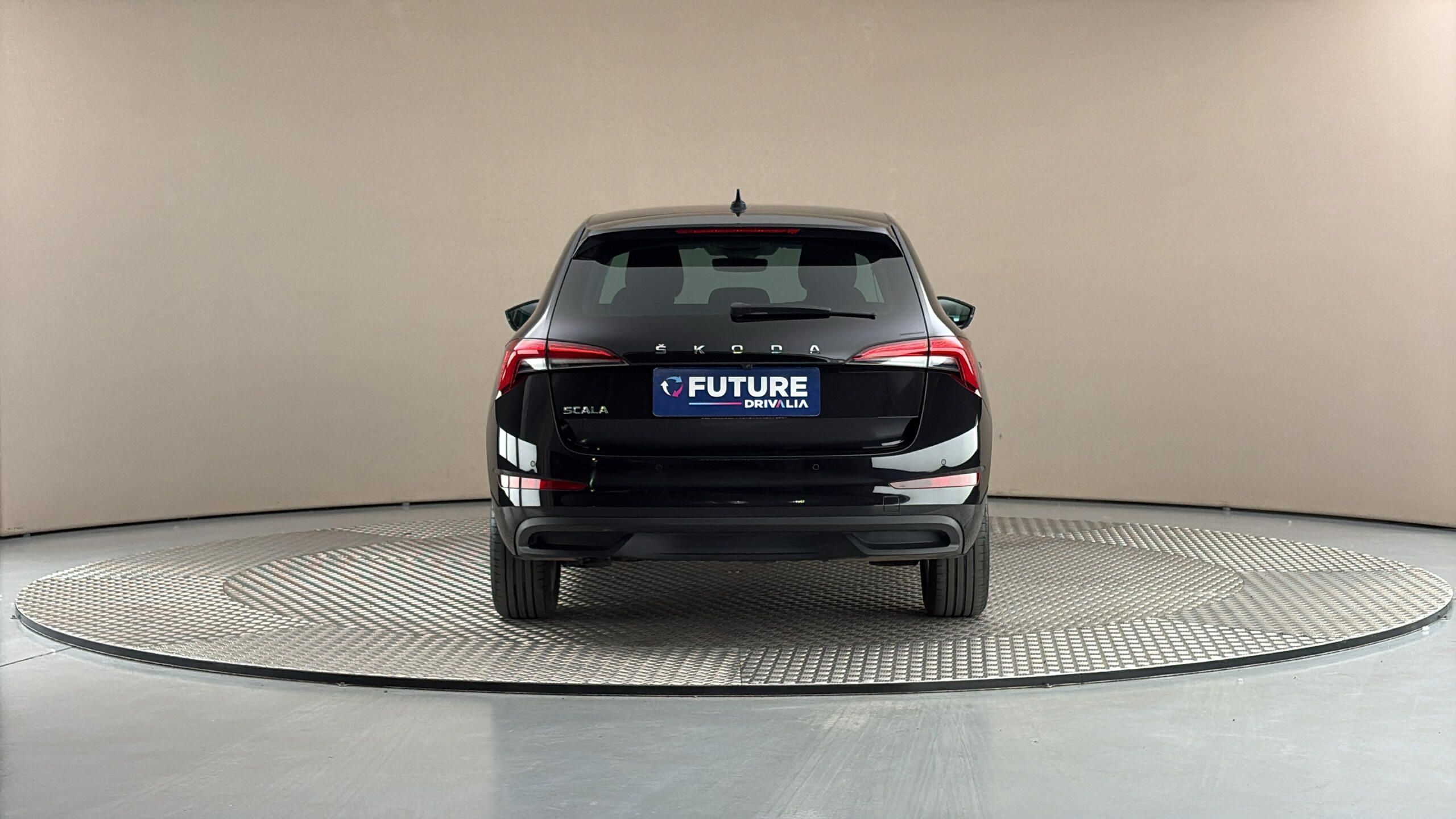 Škoda Scala, 1.0 TSI DSG Style - fotka 5