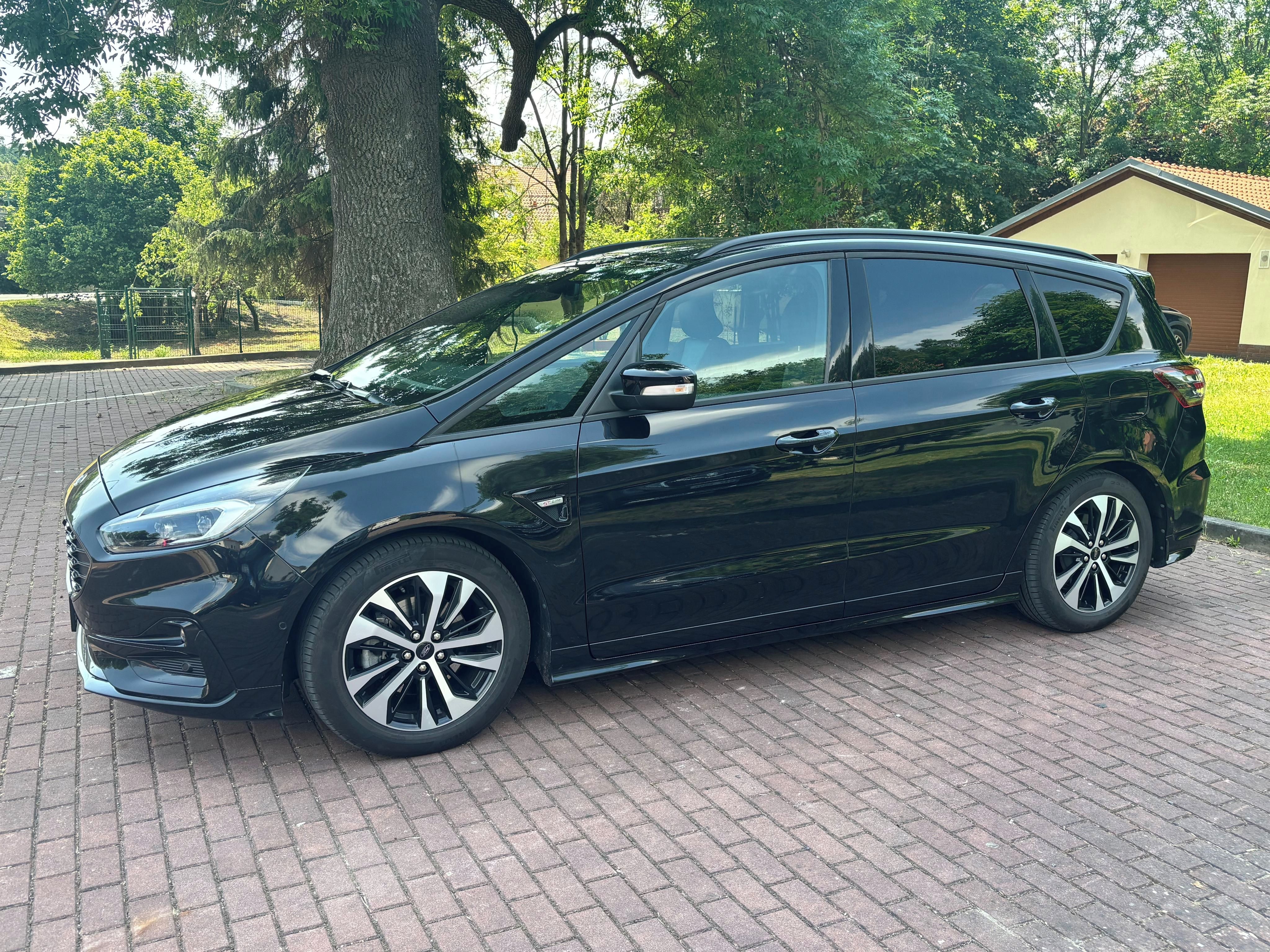 Ford S-MAX, 2,5 Hybrid ST Line 110 KW - fotka 5