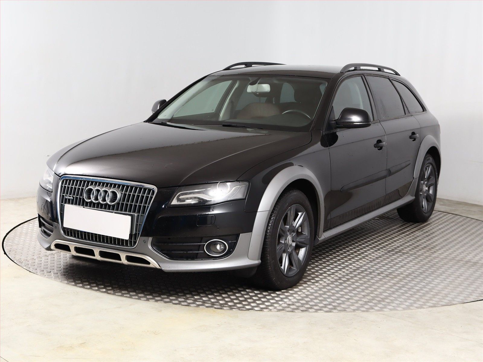 Audi A4 allroad, 2.0 TFSI, 4X4, Automat, Kůže - fotka 2