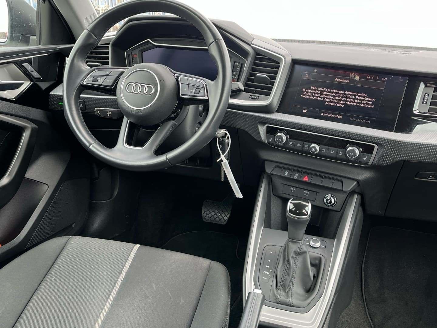 Audi A1, Sportback 1.0 30 TFSI Advanced - fotka 5