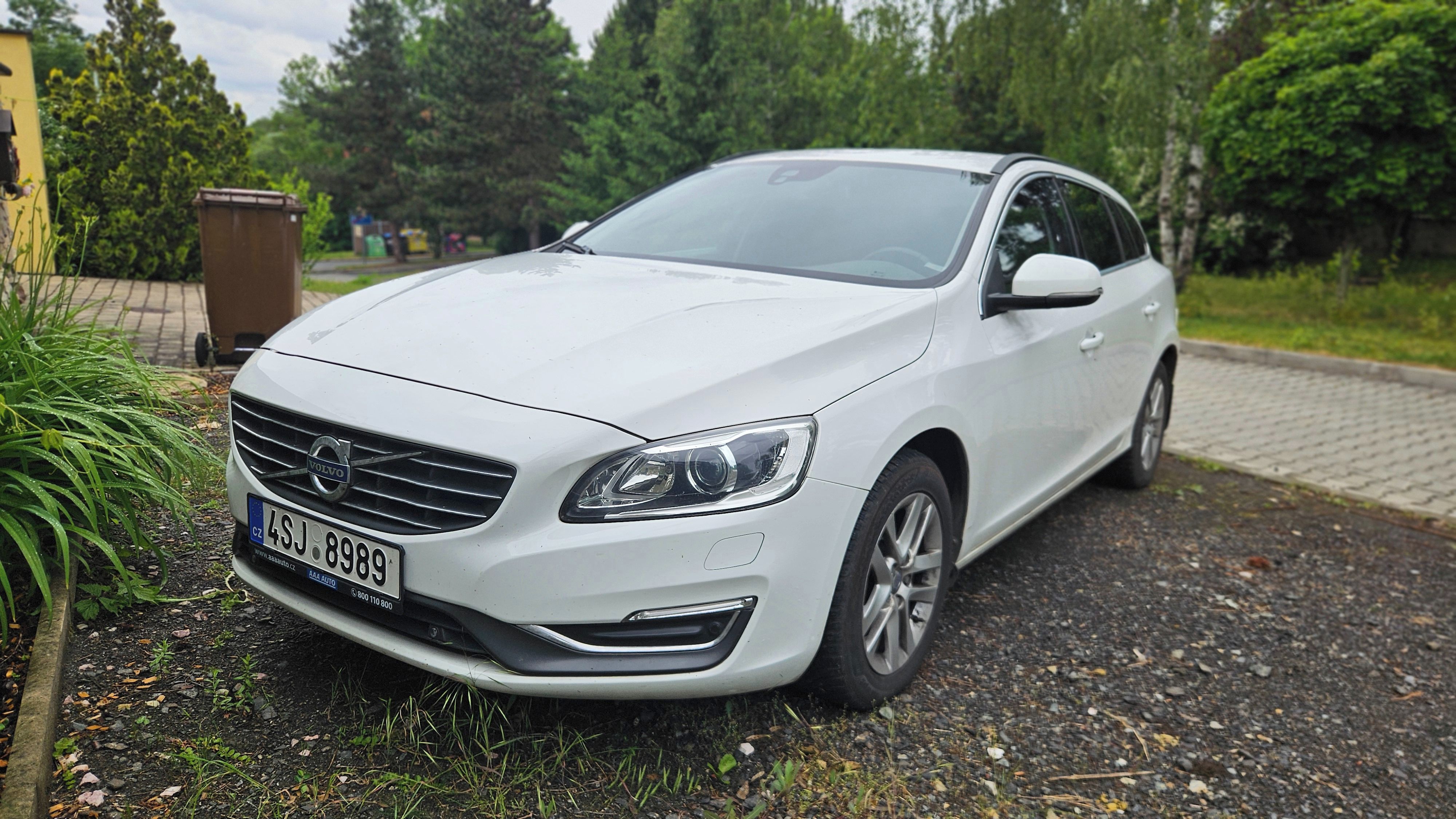 Volvo V60, 2D, tažné, automat