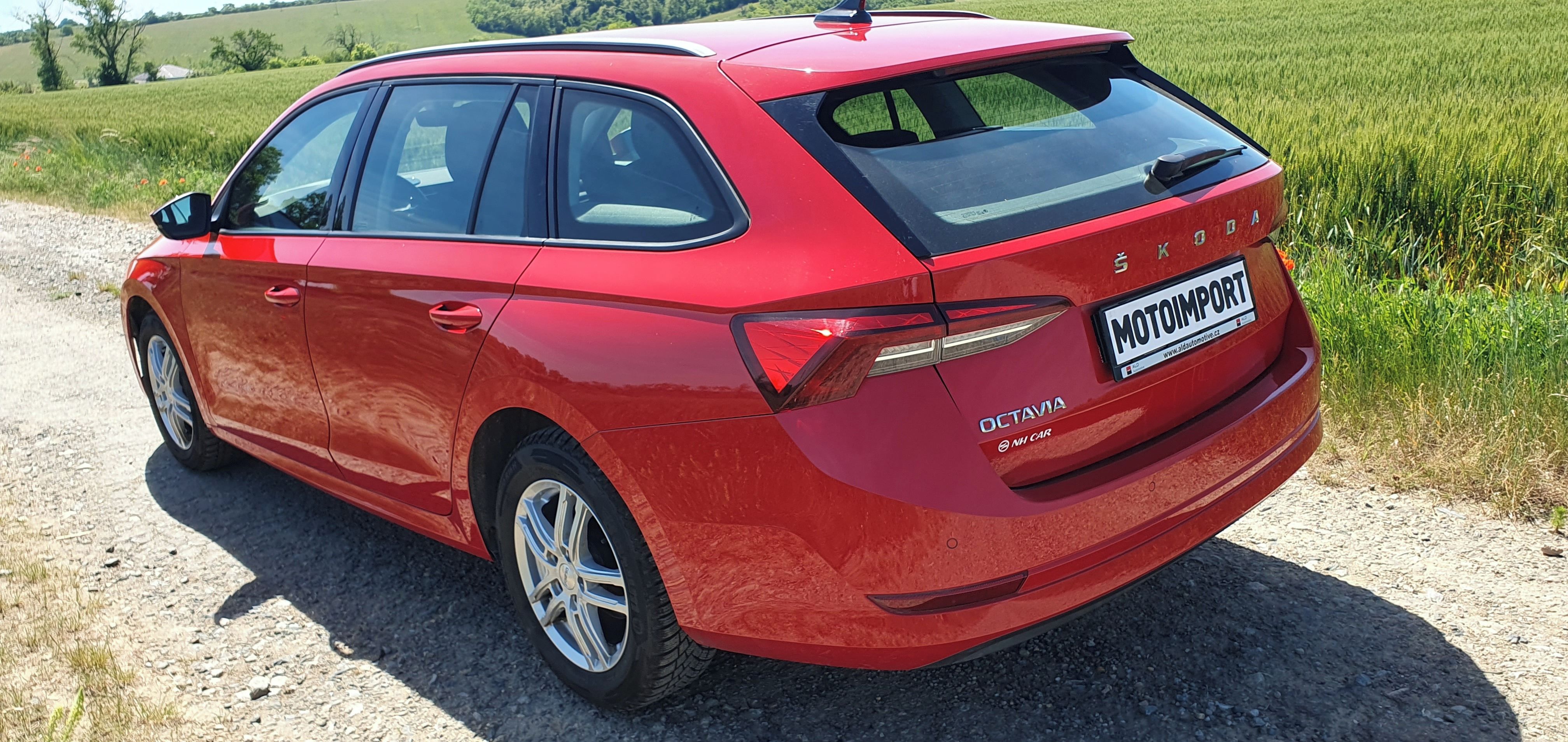 Škoda Octavia, 2.0 TDI 85kW Ambition PLUS - fotka 4