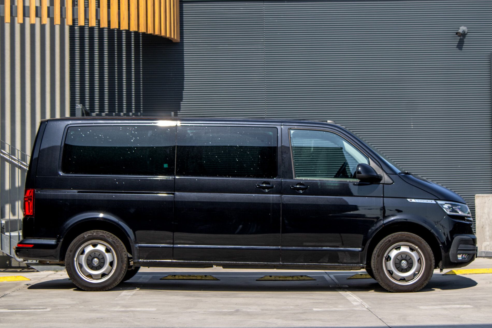 Volkswagen Caravelle - fotka 4