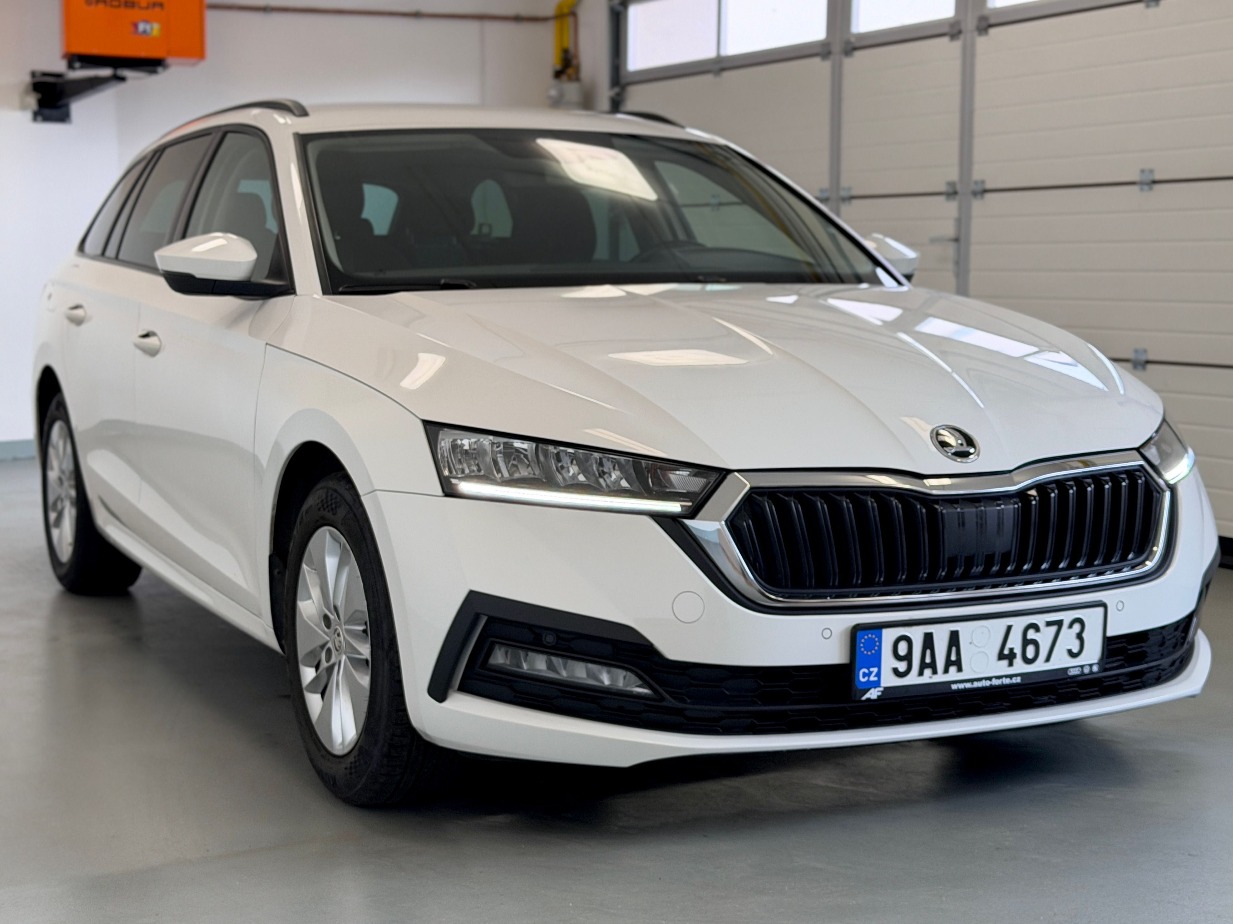 Škoda Octavia, IV combi 2,0 TDI 85kW - fotka 4