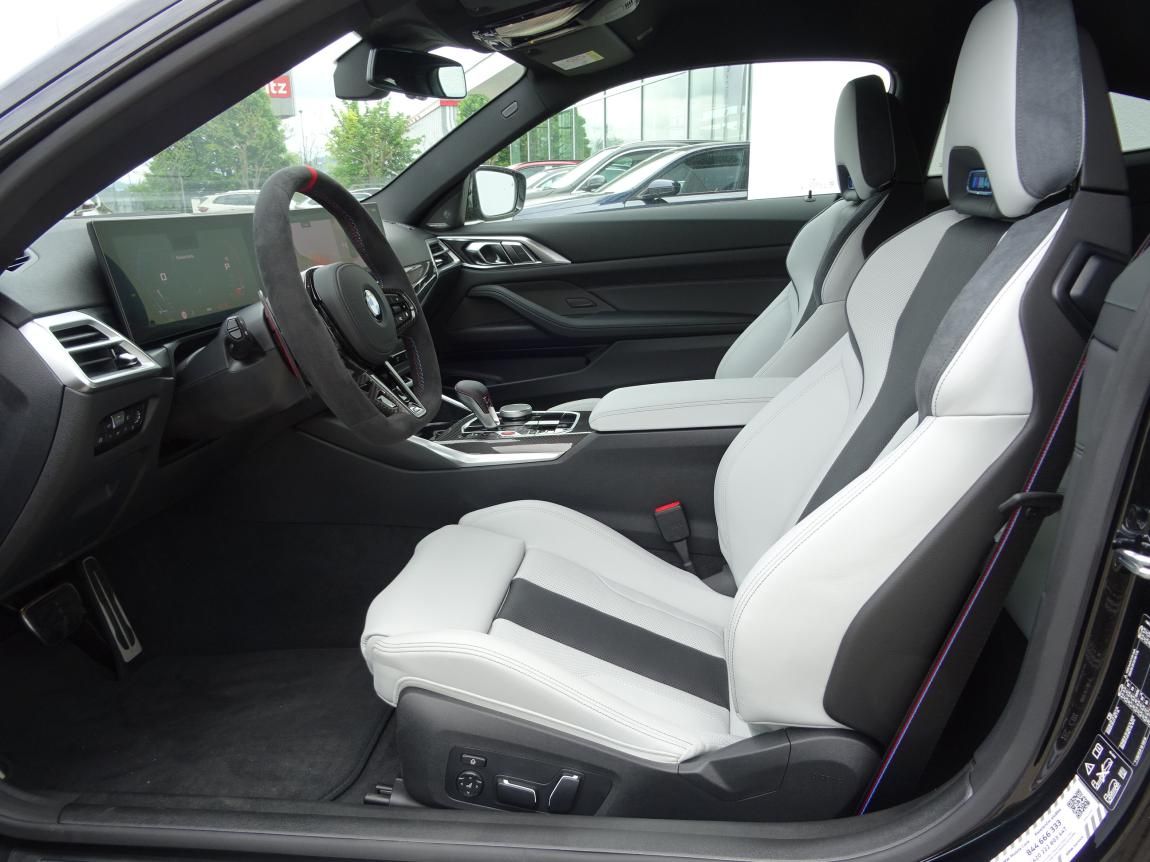 BMW M4, Competition M xDrive - fotka 2