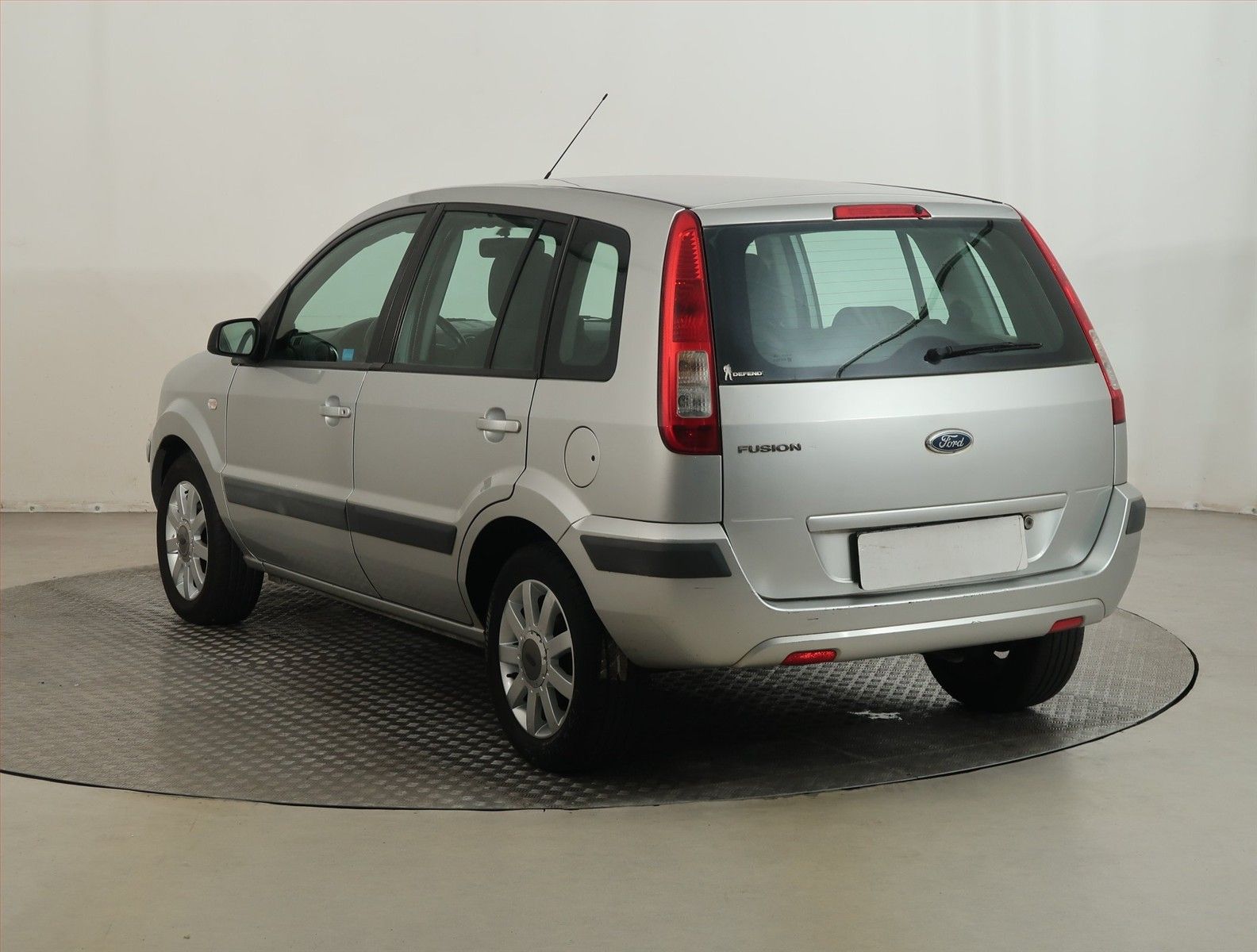 Ford Fusion, 1.4, Automatická klima - fotka 4