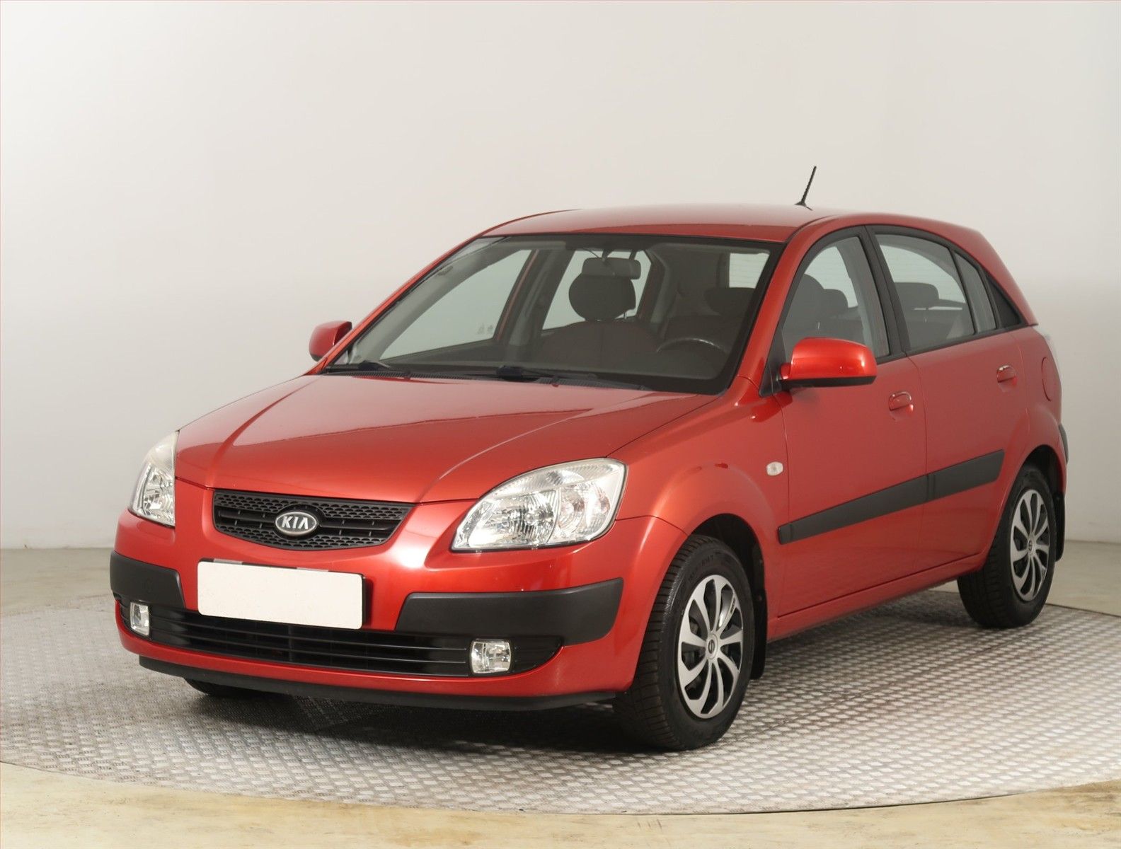 Kia Rio, 1.4 16V, po STK, udržované - fotka 2