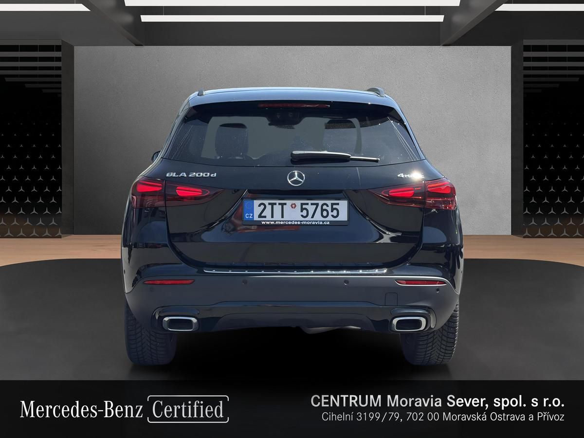 Mercedes-Benz GLA, 200d 4MATIC - fotka 4