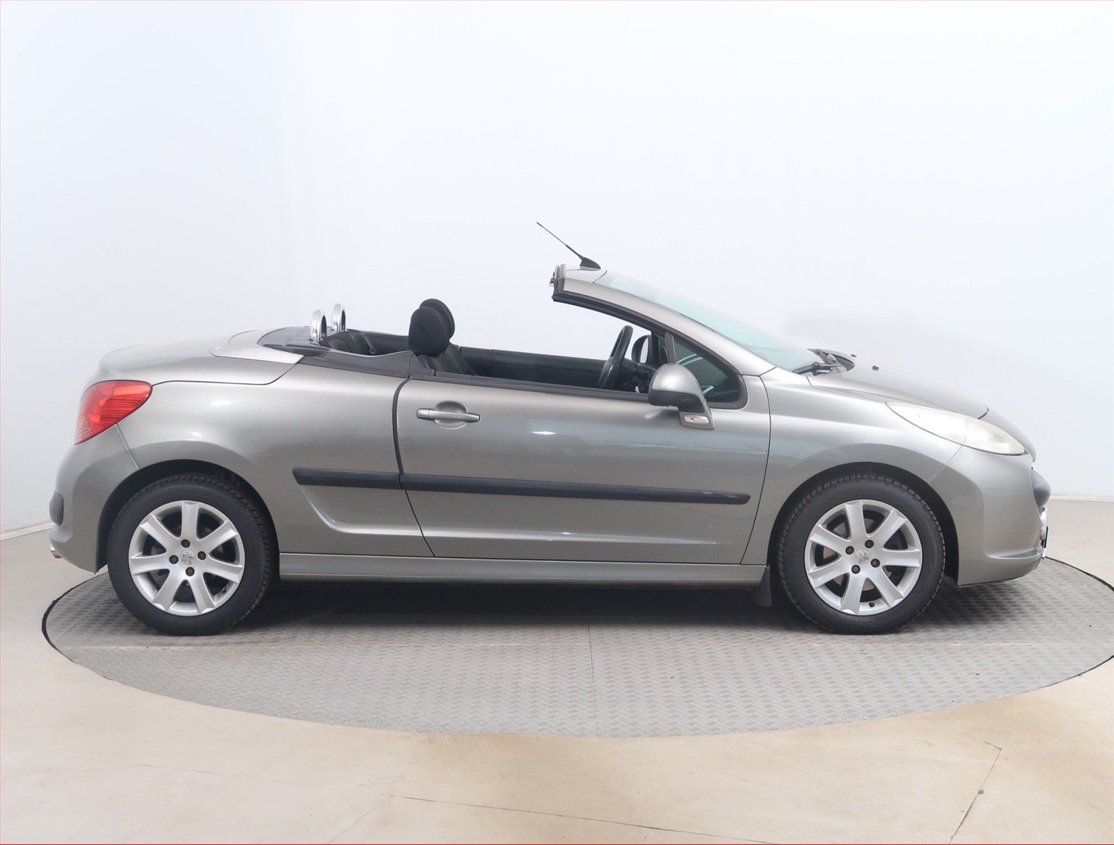Peugeot 207, 1.6 16V, po STK, plně pojízdný - fotka 6