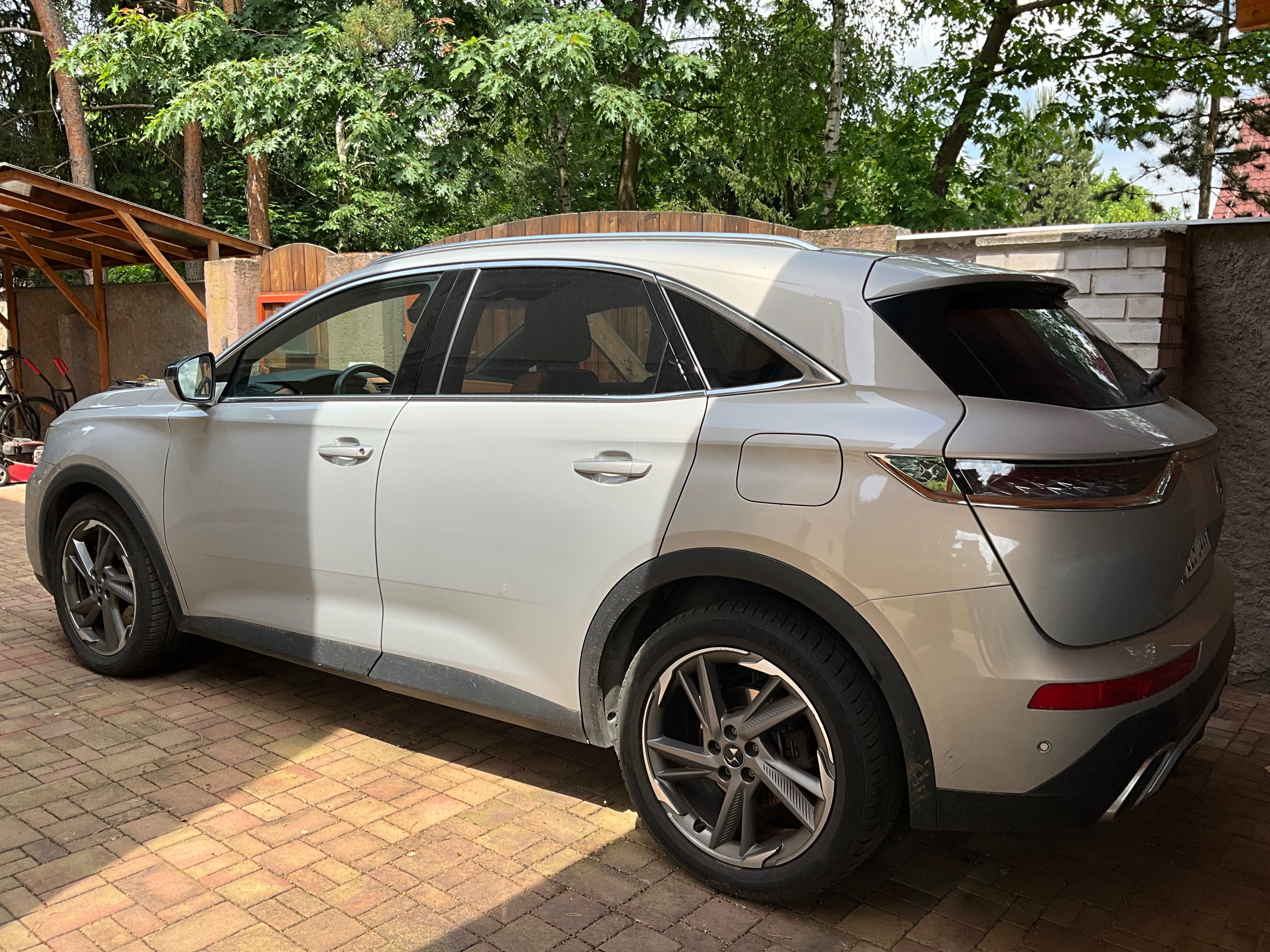 DS 7 Crossback, E-Tense 4x4 Opera plug-in - fotka 4