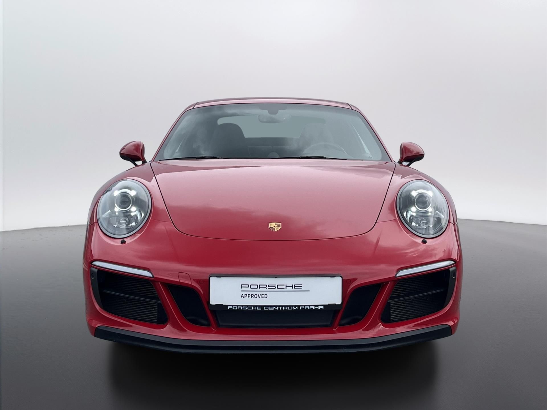 Porsche 911, GTS - fotka 6
