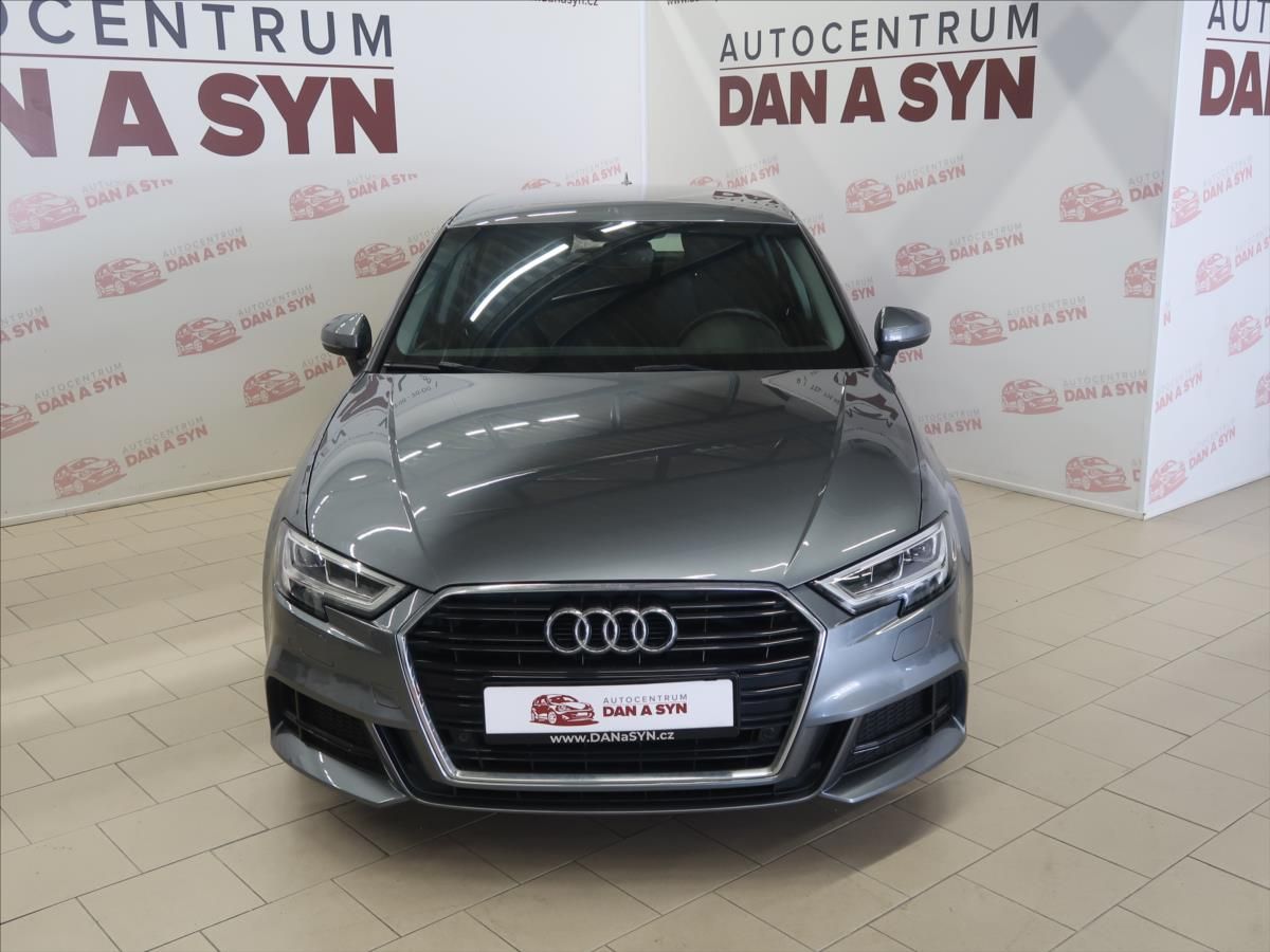 Audi A3, 2,0 TDI S-line 1.majitel - fotka 2