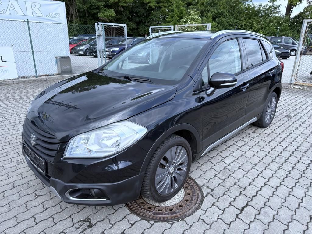 Suzuki SX4 S-Cross, 1.6i 88 kW navi. tažné zař.