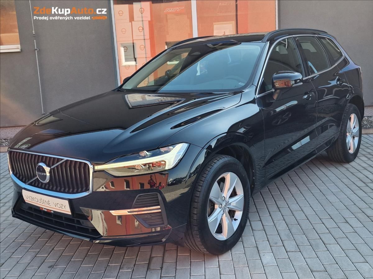Volvo XC60, B4 AWD Momentum Pro Auto,1Maj