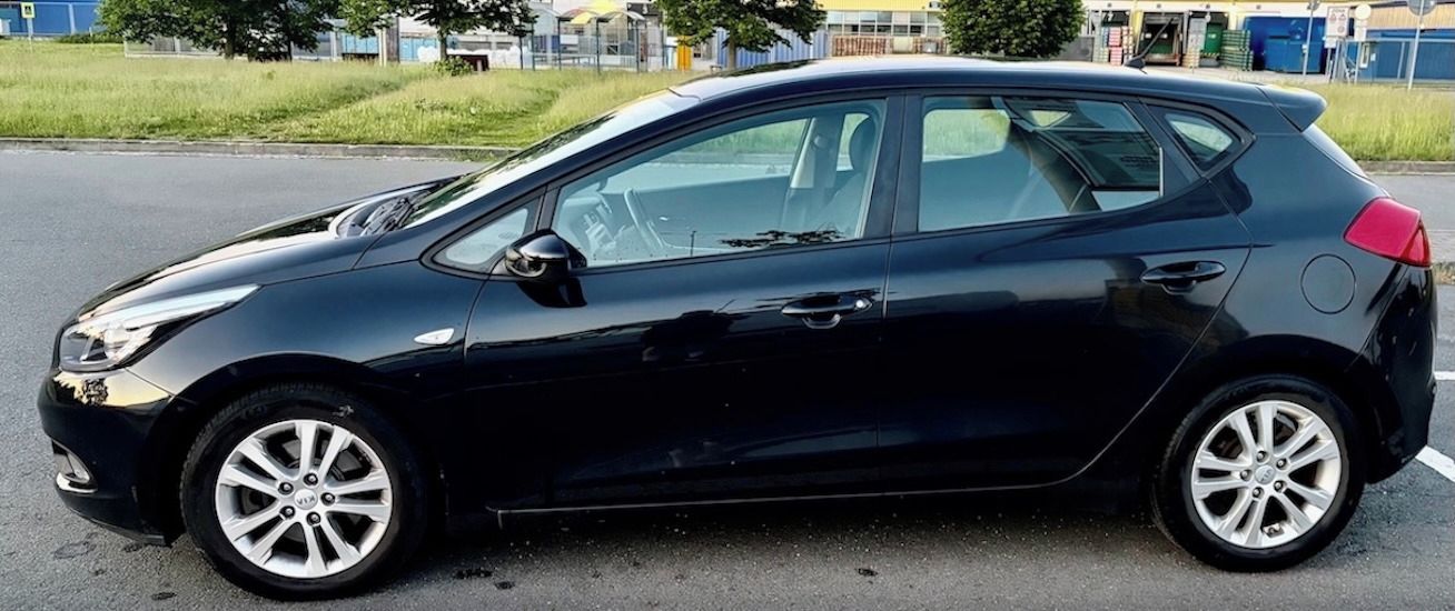 Kia Cee´d, Kia Cee´d 1.6 CRDI Comfort - fotka 3