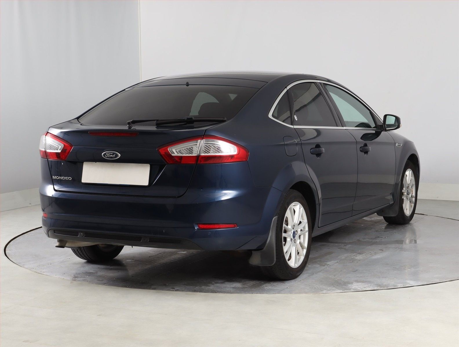 Ford Mondeo, 1.6 EcoBoost, Xenony - fotka 5