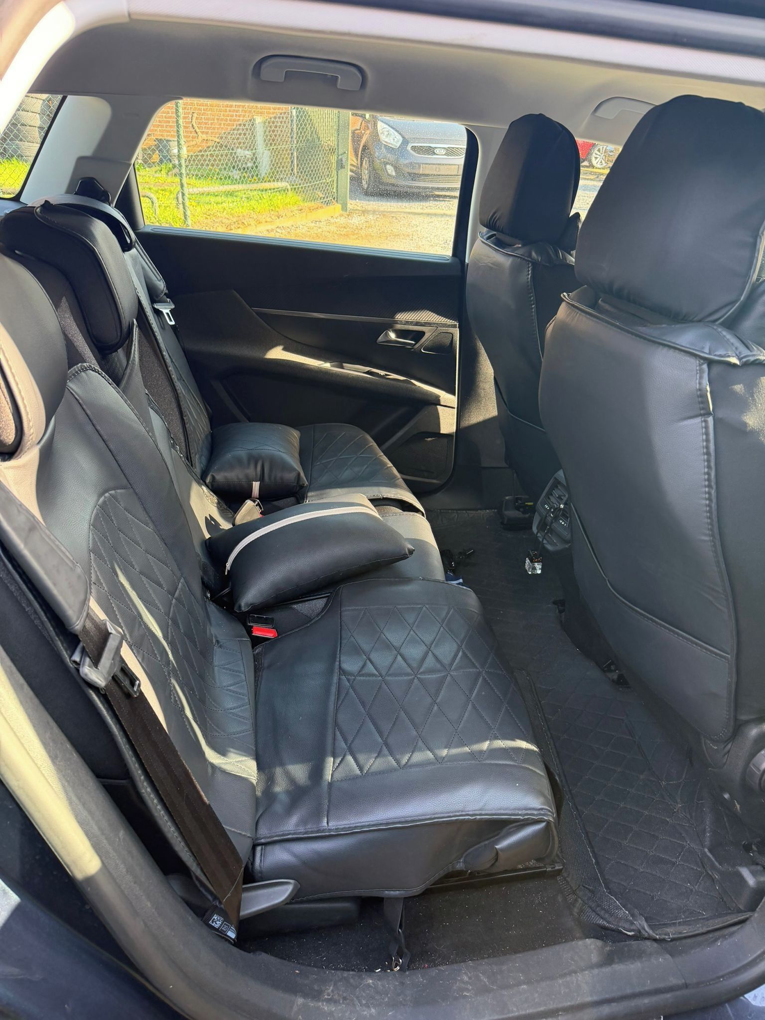 Peugeot 5008 - fotka 6