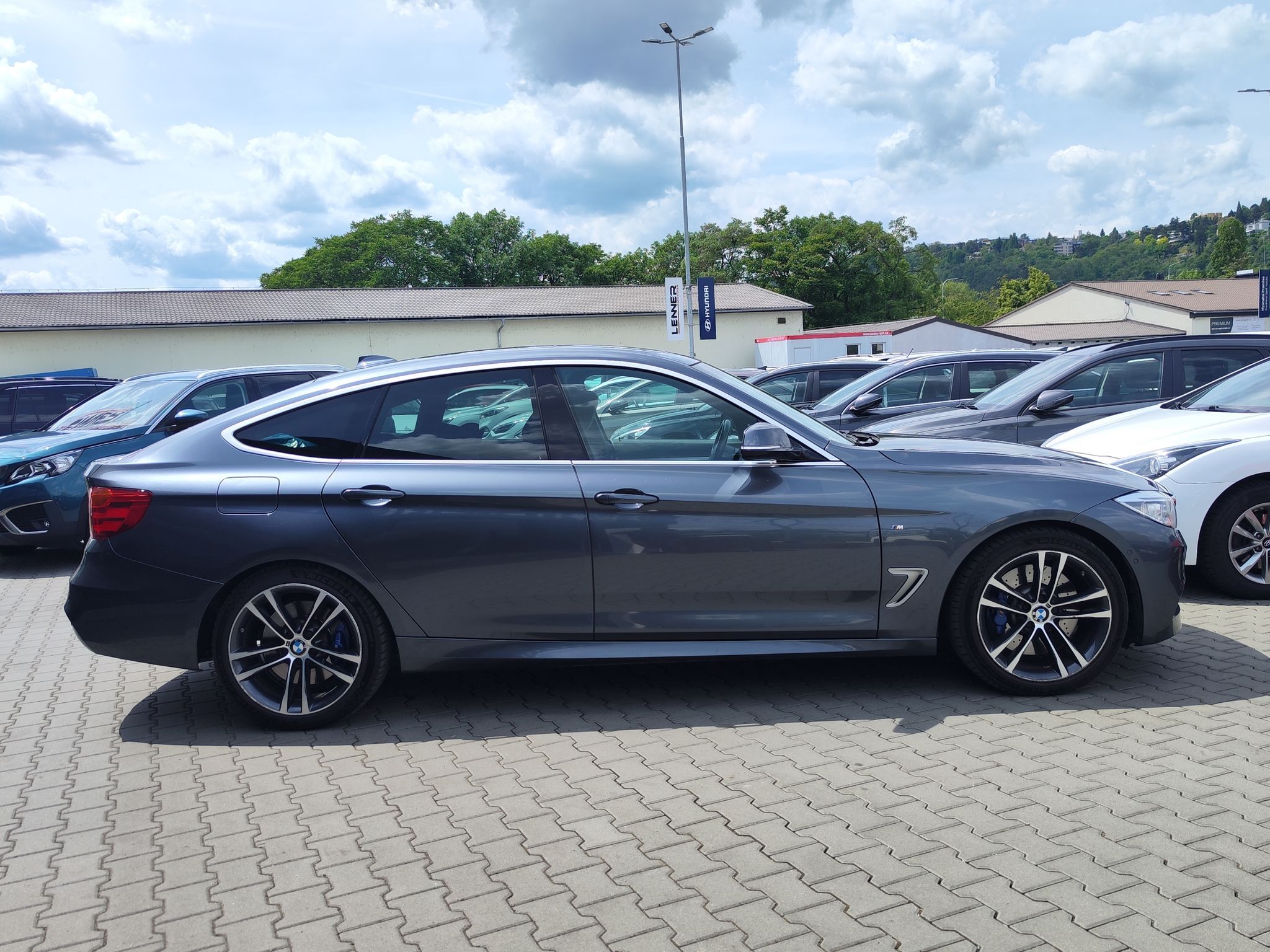 BMW Řada 3, 335d/230kW GT M-Paket ČR - fotka 4