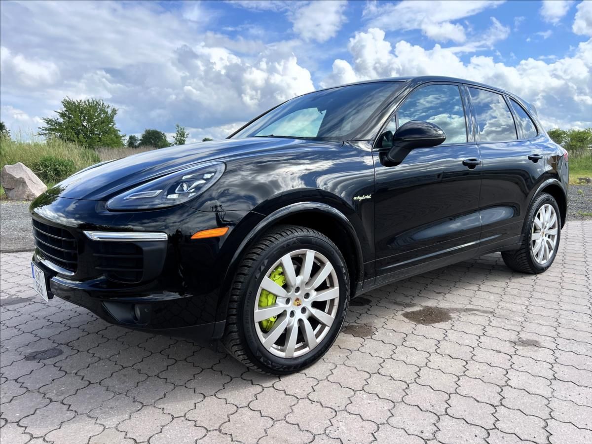 Porsche Cayenne, S E-HYBRID V6 PLATINUM EDITION - fotka 2