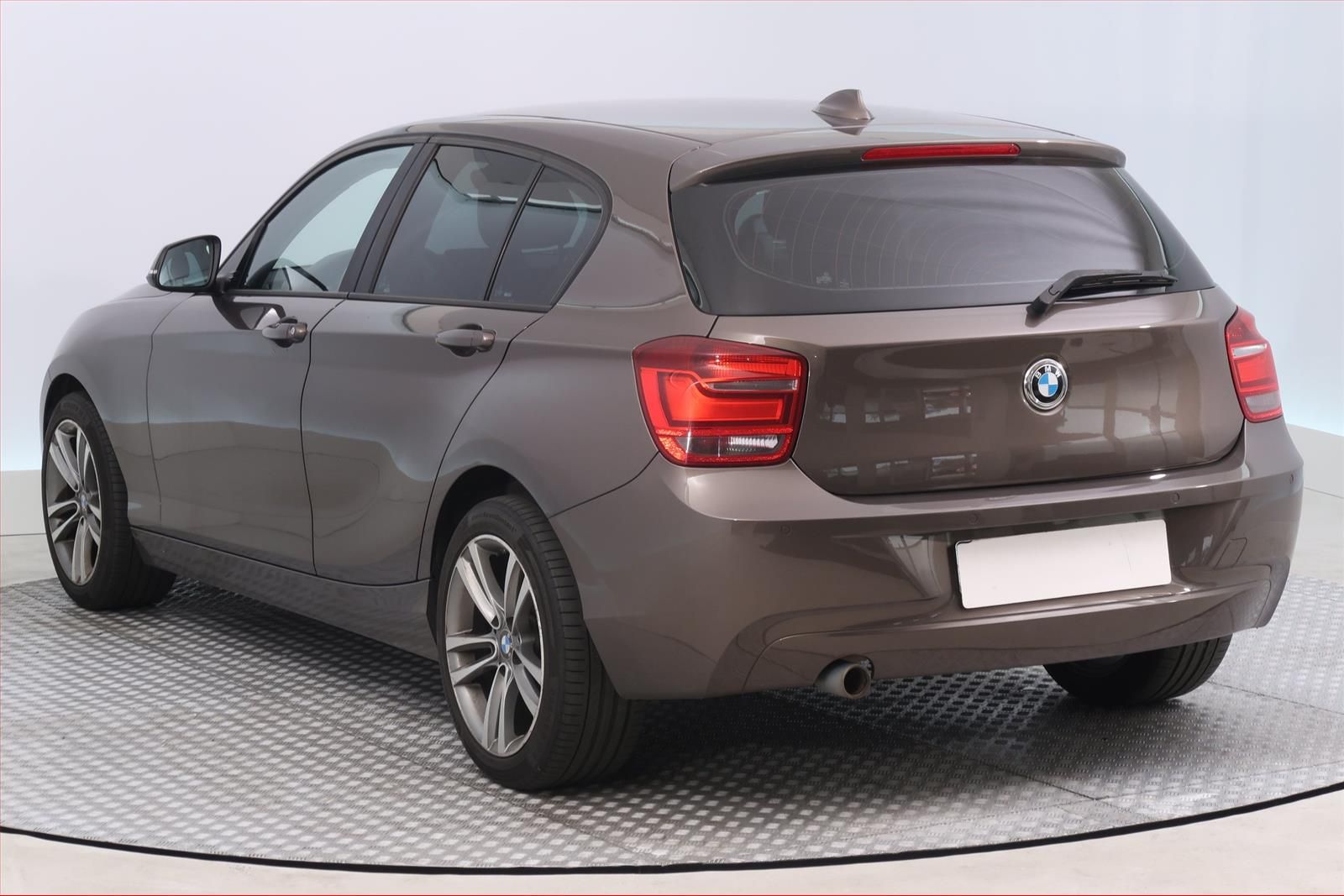BMW Řada 1, 116d, Automat - fotka 4