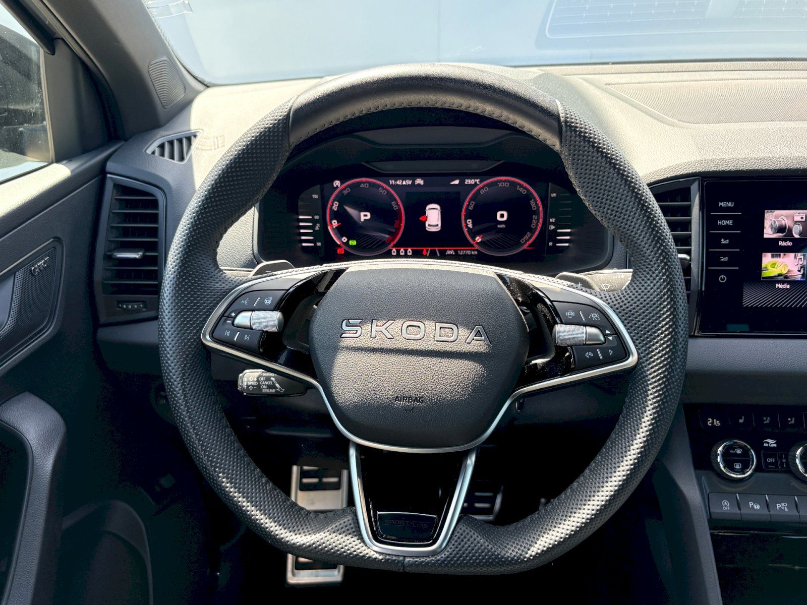 Škoda Karoq, DSG 1.5 TSI / 110 kW / SPORTLI - fotka 6