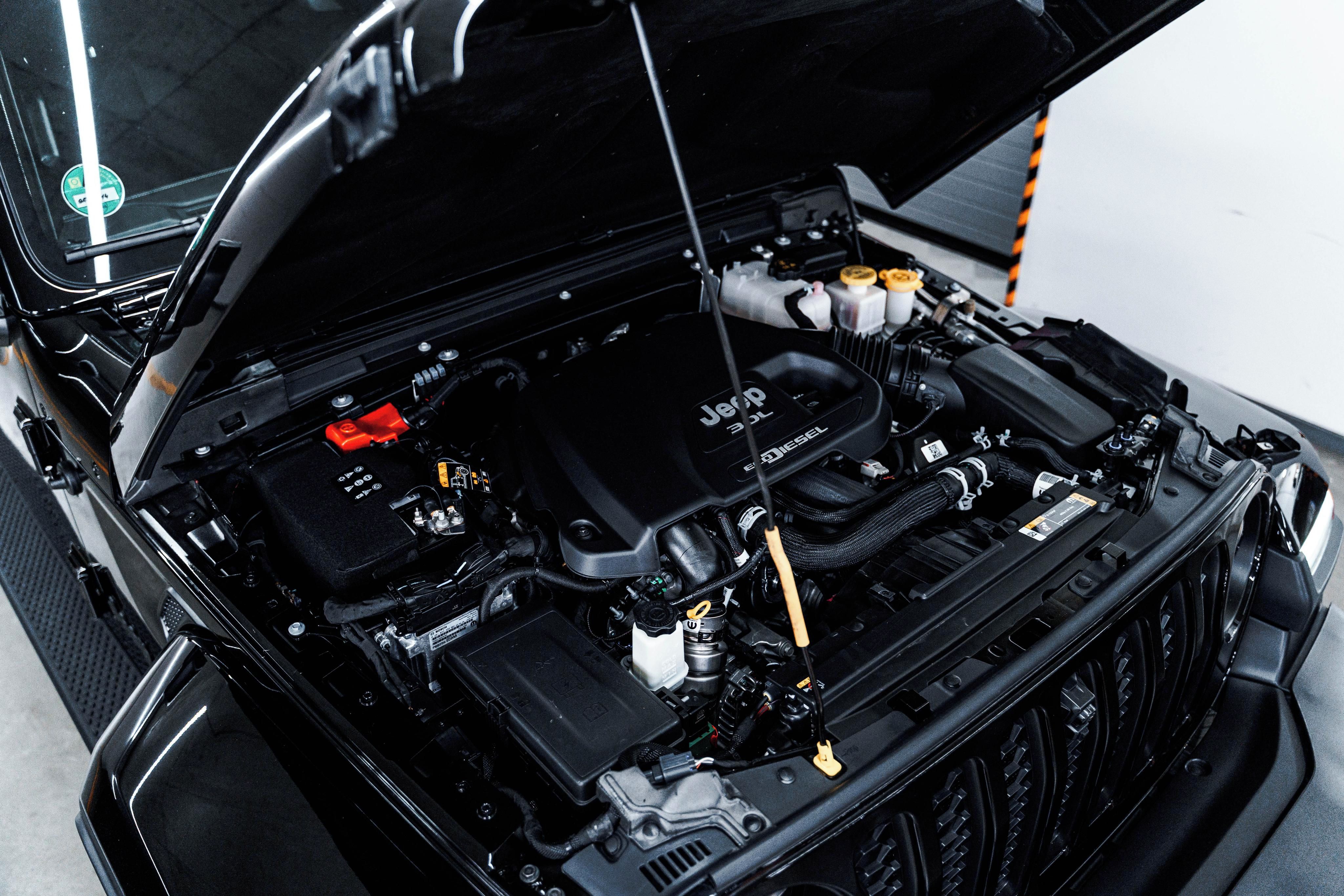 Jeep Gladiator, 3.0 V6 Diesel Overland - fotka 4