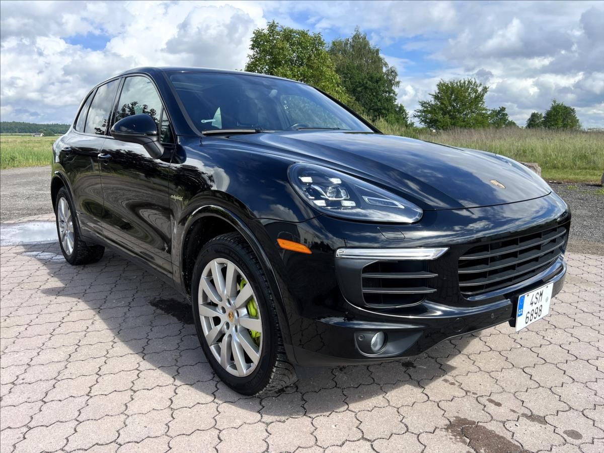 Porsche Cayenne, S E-HYBRID V6 PLATINUM EDITION - fotka 4