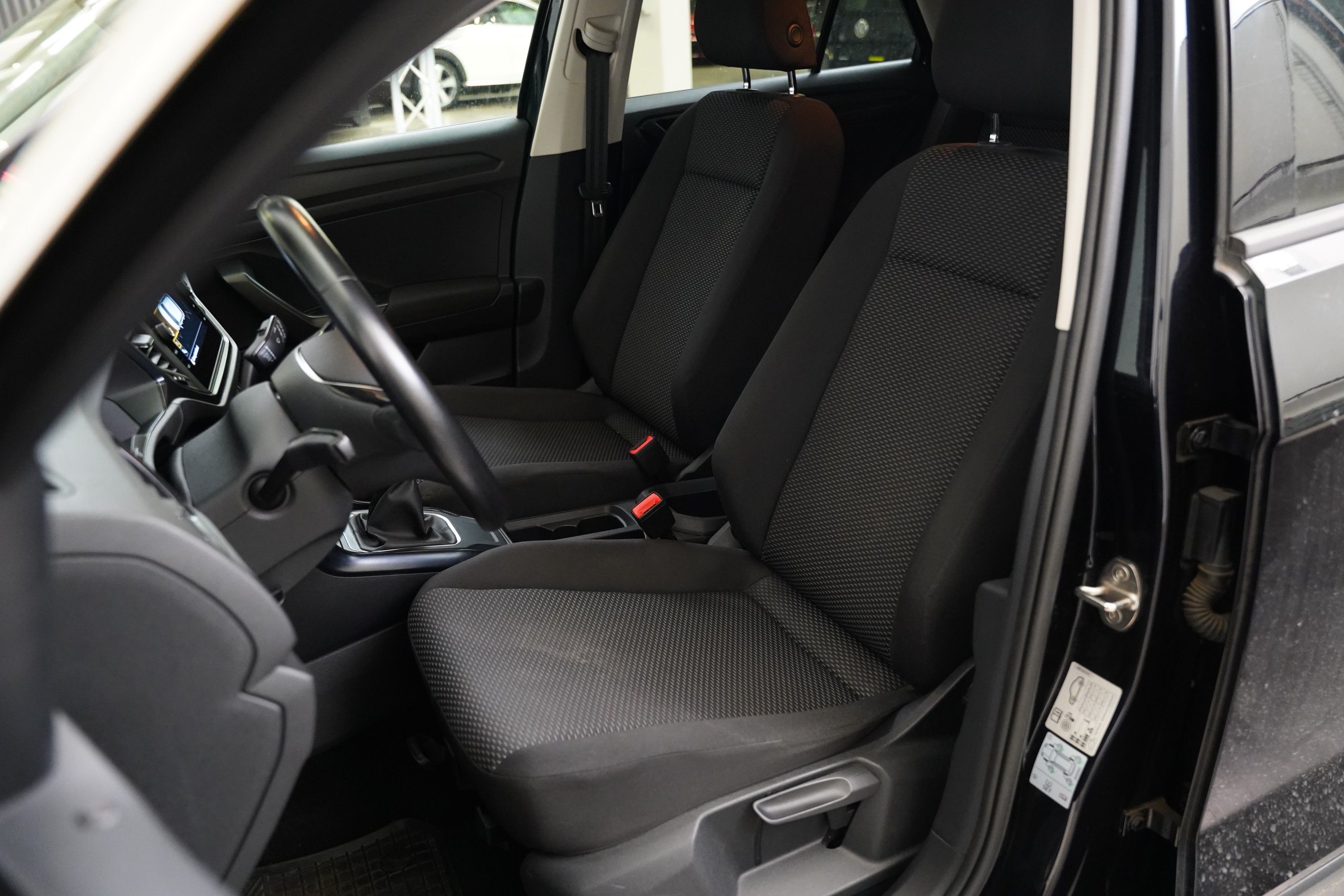 Volkswagen T-Roc, 1.0 TSI 85 kW Comfort - fotka 6