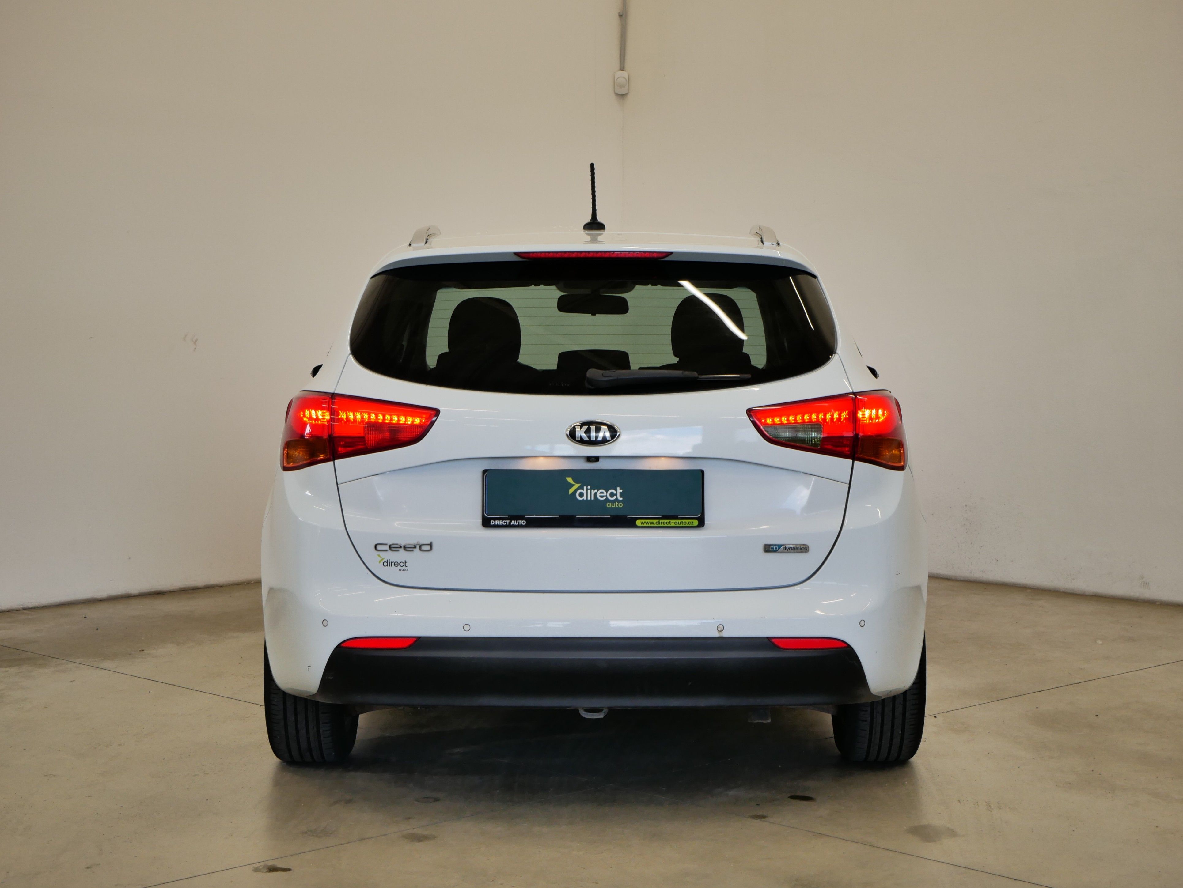 Kia Cee´d, 1.6 CRDi 94kW - fotka 6