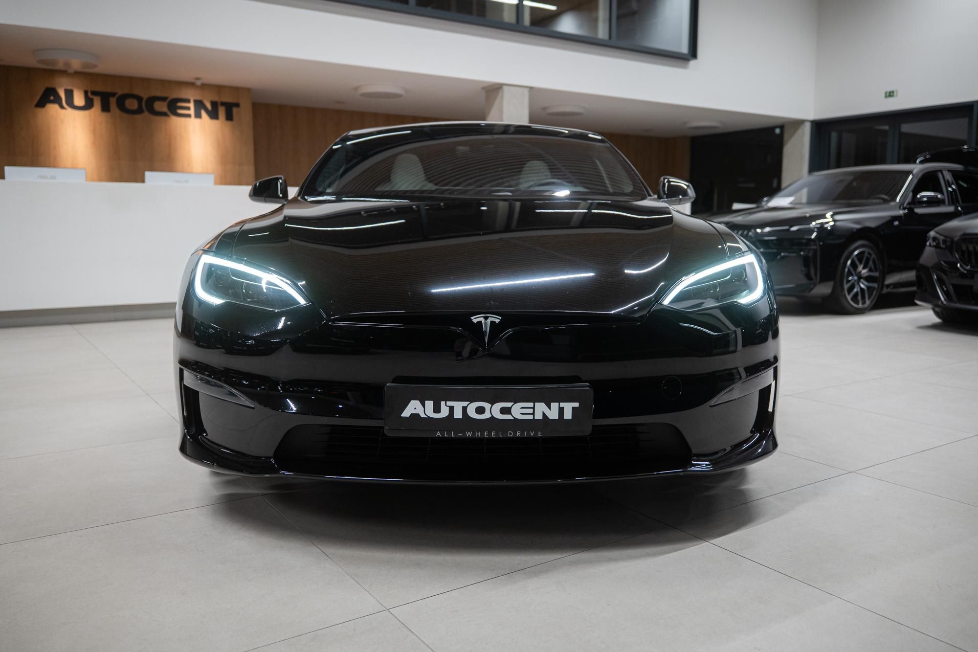 Tesla Model S, Free Unlimited Supercharging - fotka 6