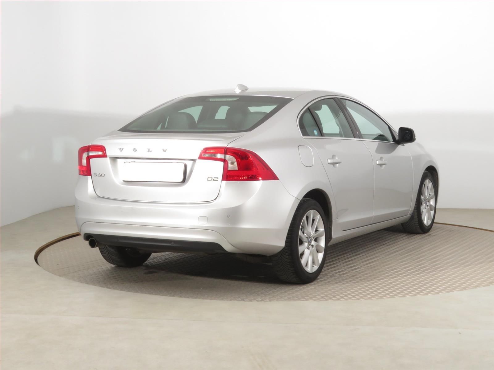 Volvo S60, D2, Serv.kniha - fotka 5