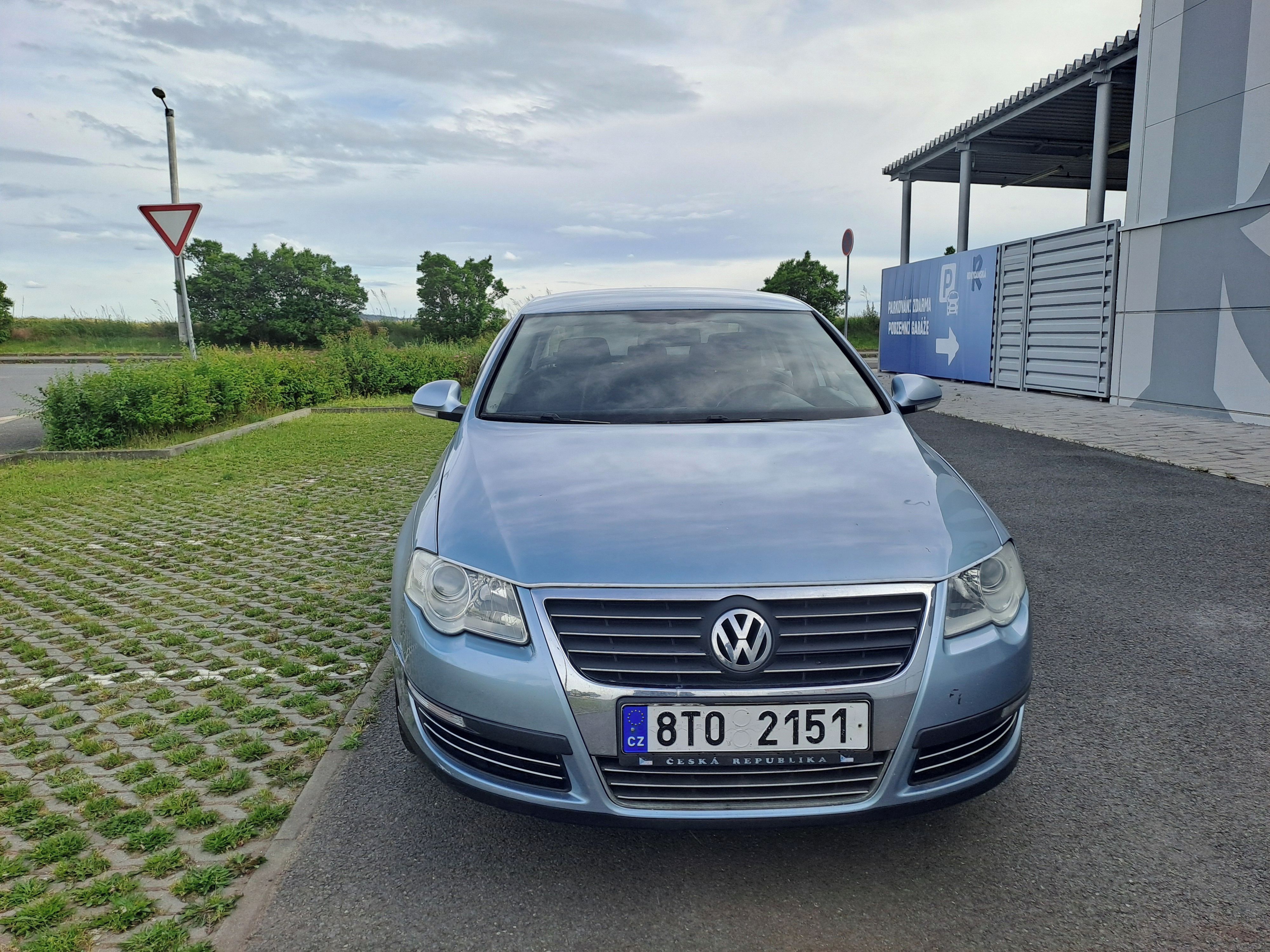 Volkswagen Passat, 1.9TDI NOVÁ STK DO 06/2028 - fotka 2