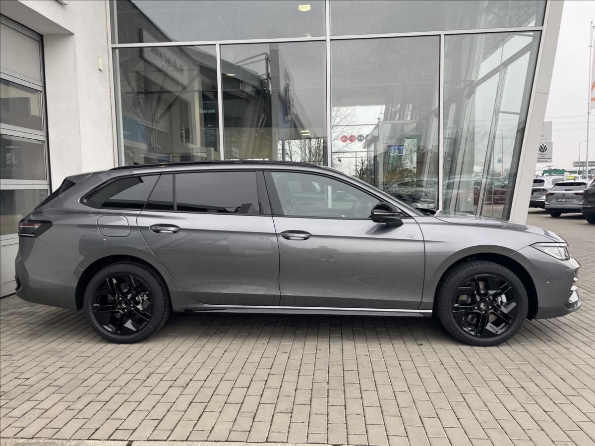 Volkswagen Passat, 1,5 TSI 200 kW eHybrid  R-Line - fotka 4