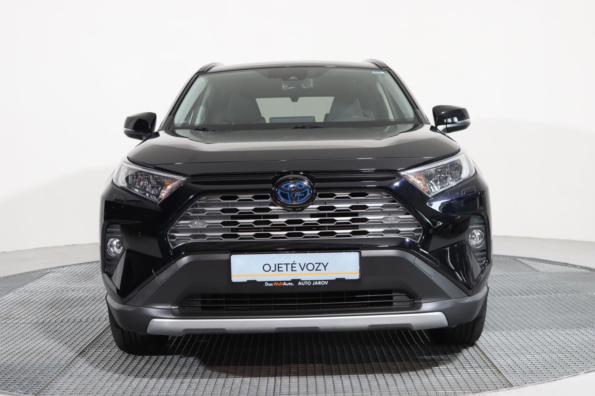 Toyota Rav4, 2,5 HYBRID 4WD e-CVT - fotka 4