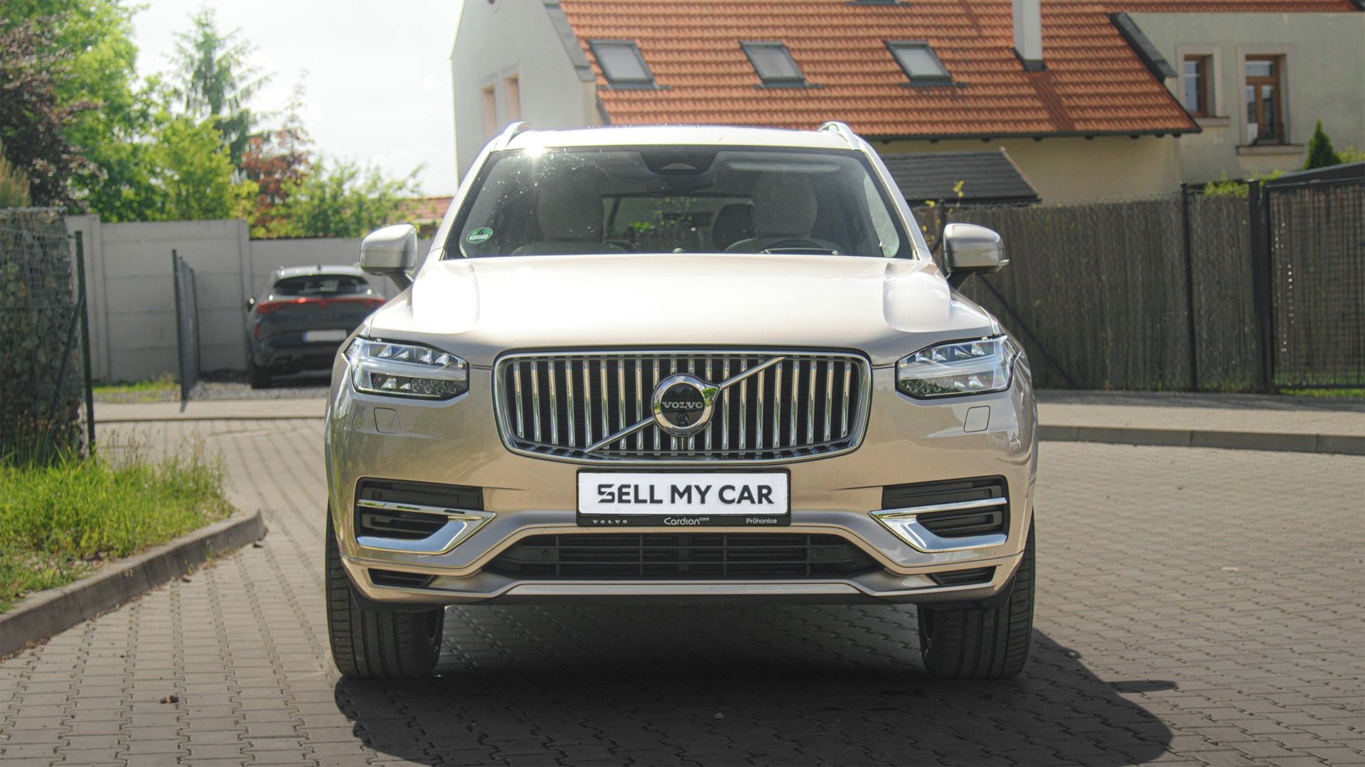 Volvo XC90, T8 AWD 228kW 1.Maj 7míst - fotka 2