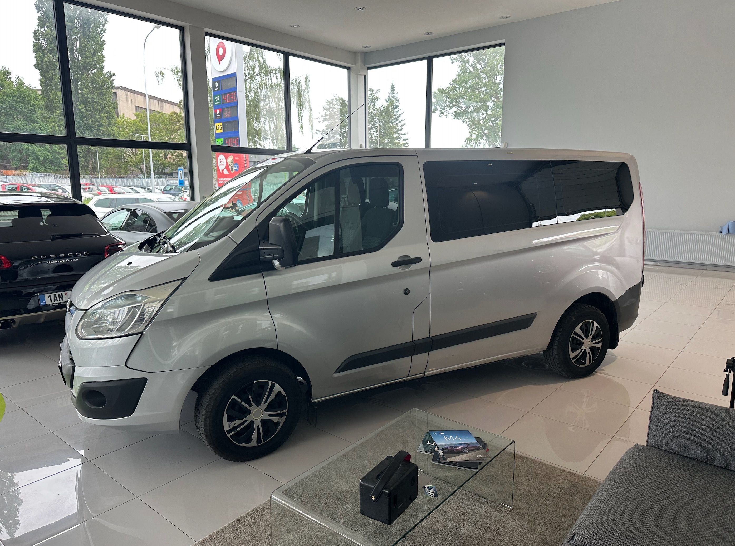 Ford Transit Custom, 2.2 DIESEL 9MIST - fotka 2