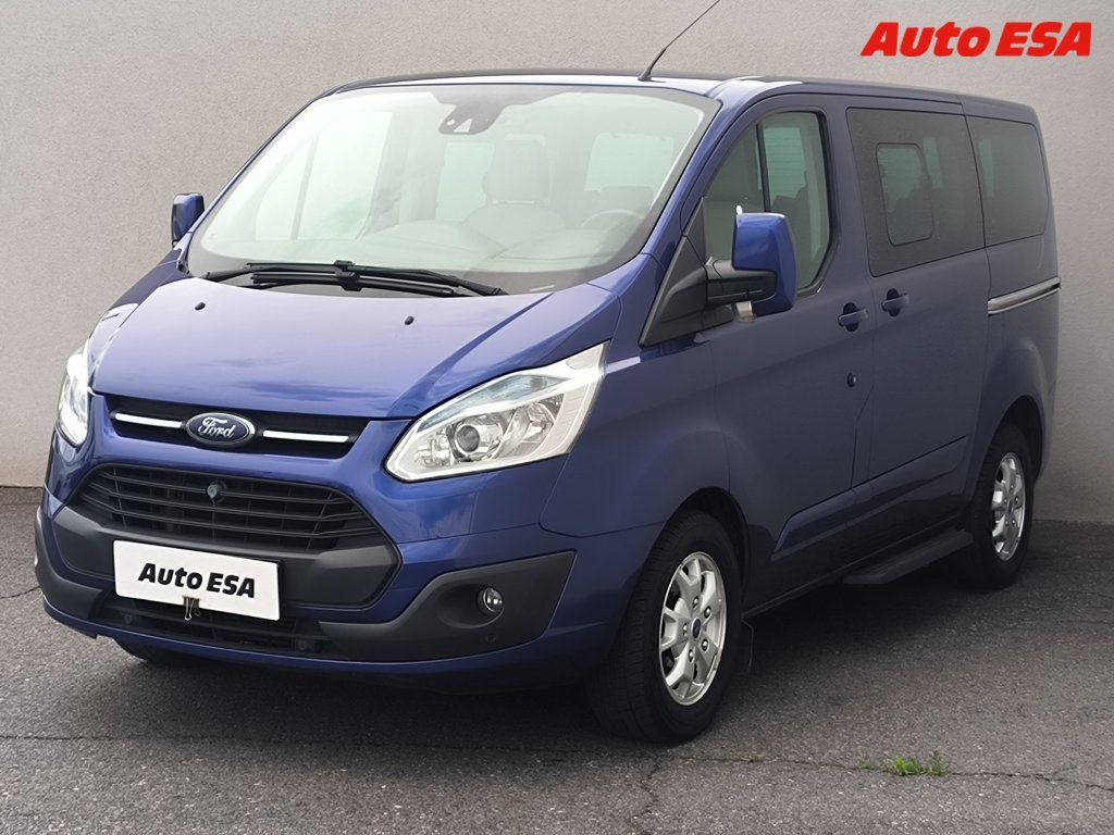 Ford Tourneo Custom, 2.2TDCi L1H1,Titanium,navi - fotka 3