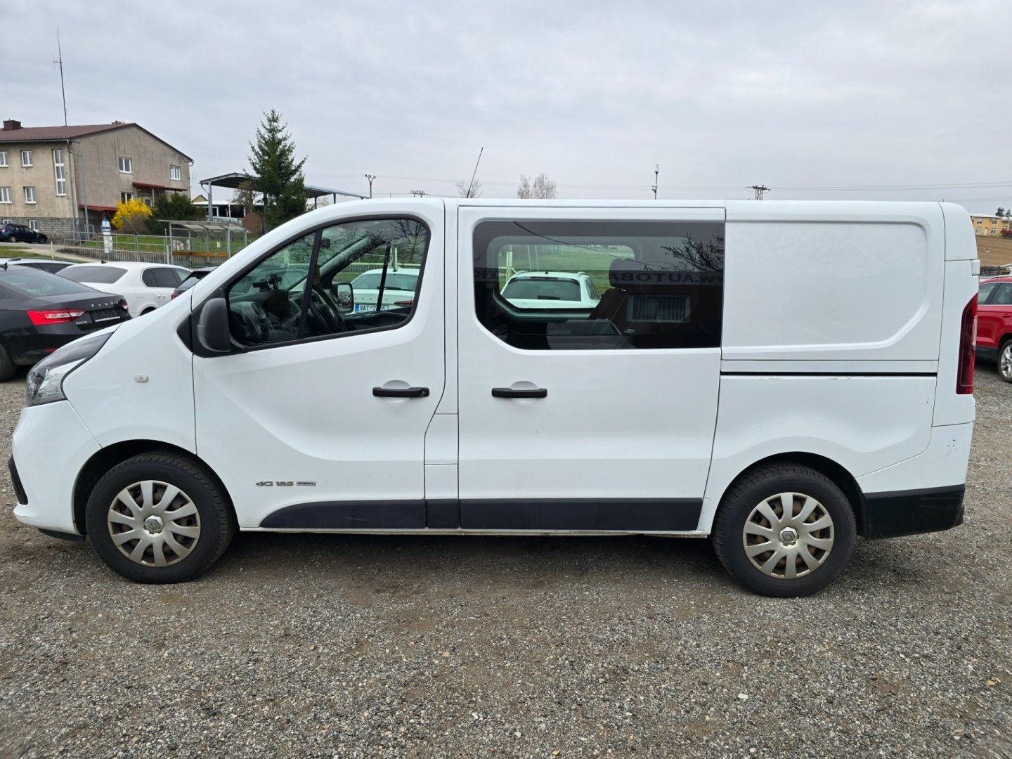 Renault Trafic, 1.6 DCi 92 KW 8 místné - fotka 4