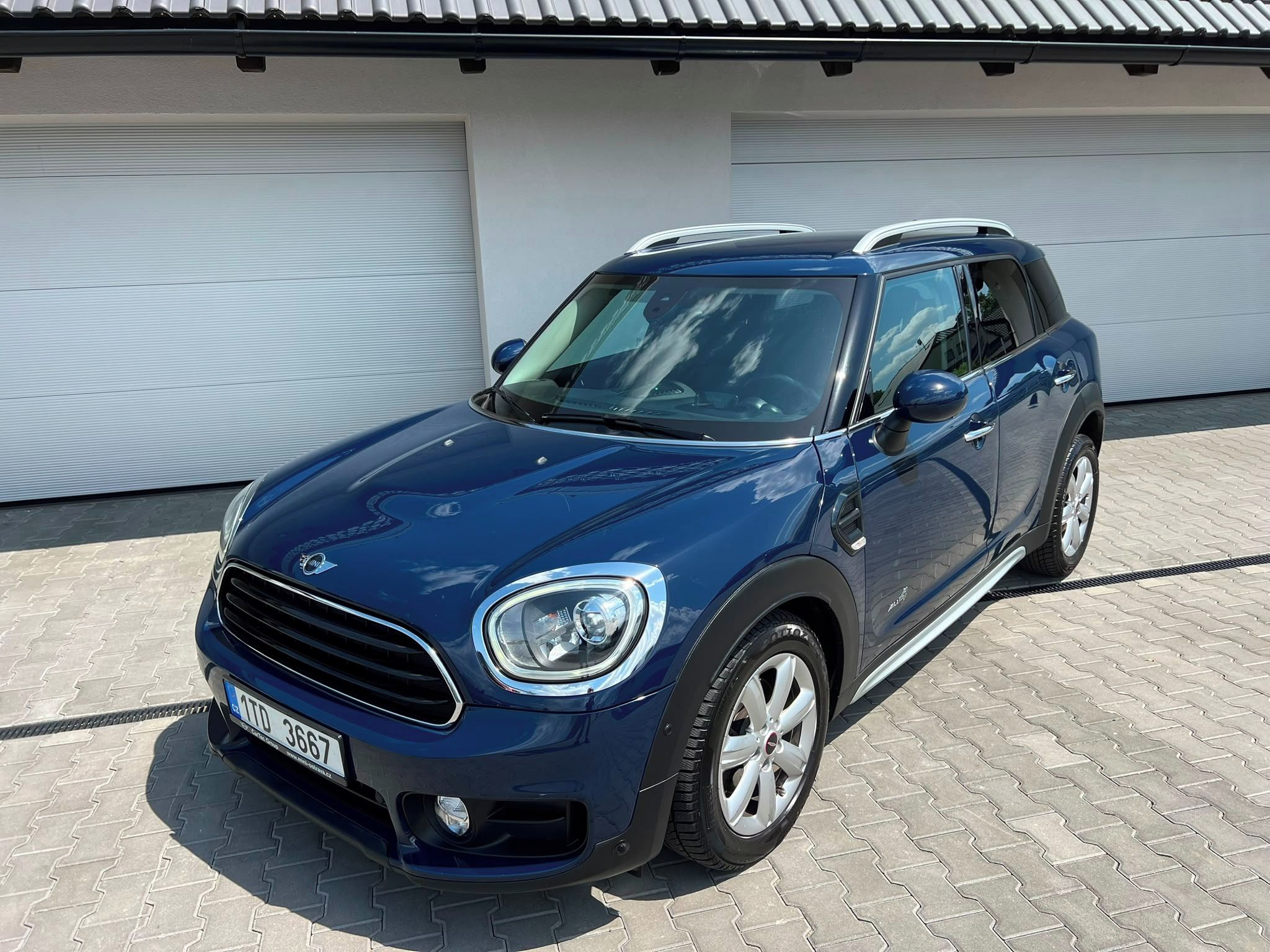 Mini Countryman, 2.0D All4, 1. maj., ČR
