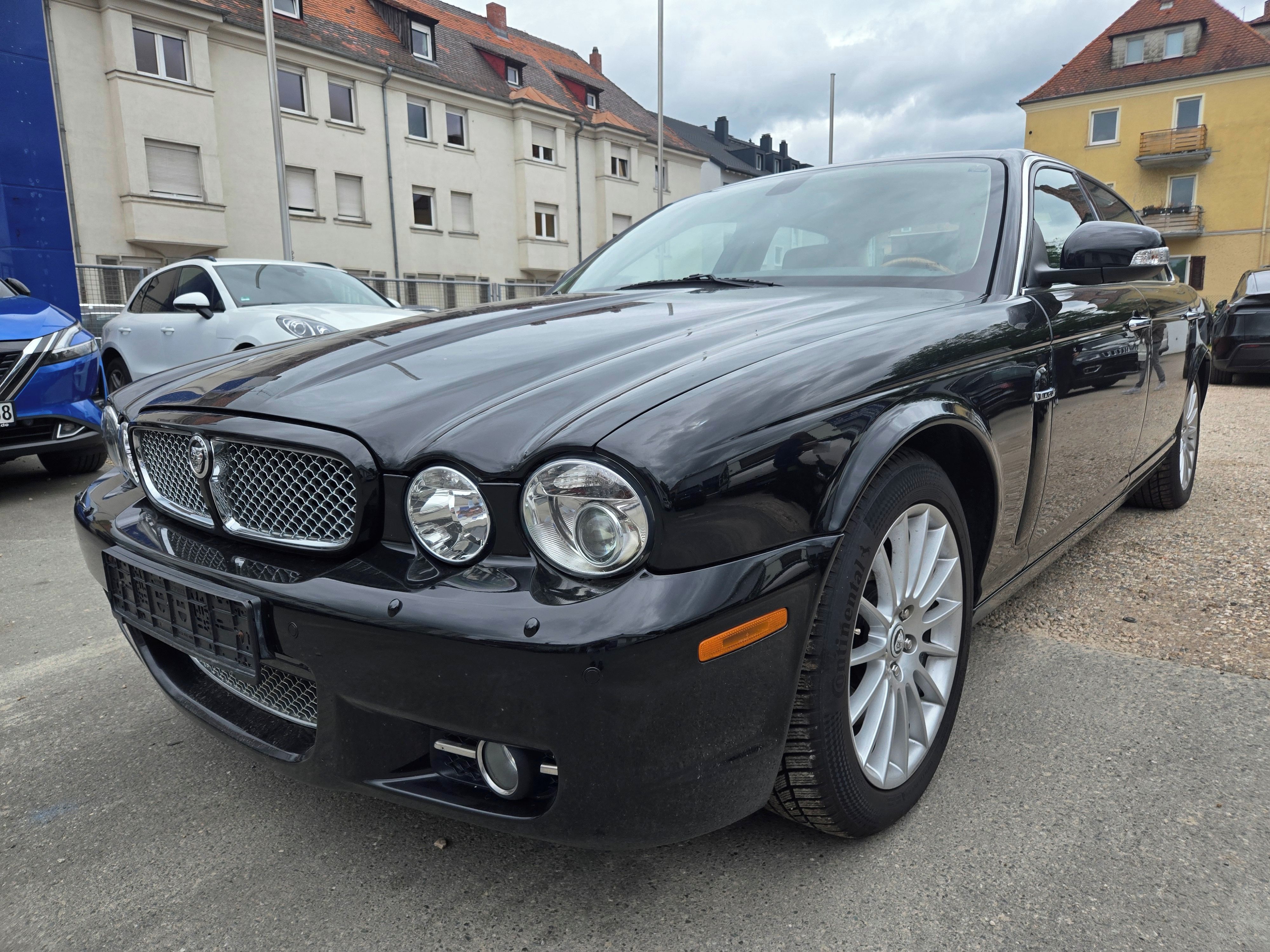 Jaguar XJ, 2,7d 152kW 129000km - fotka 2