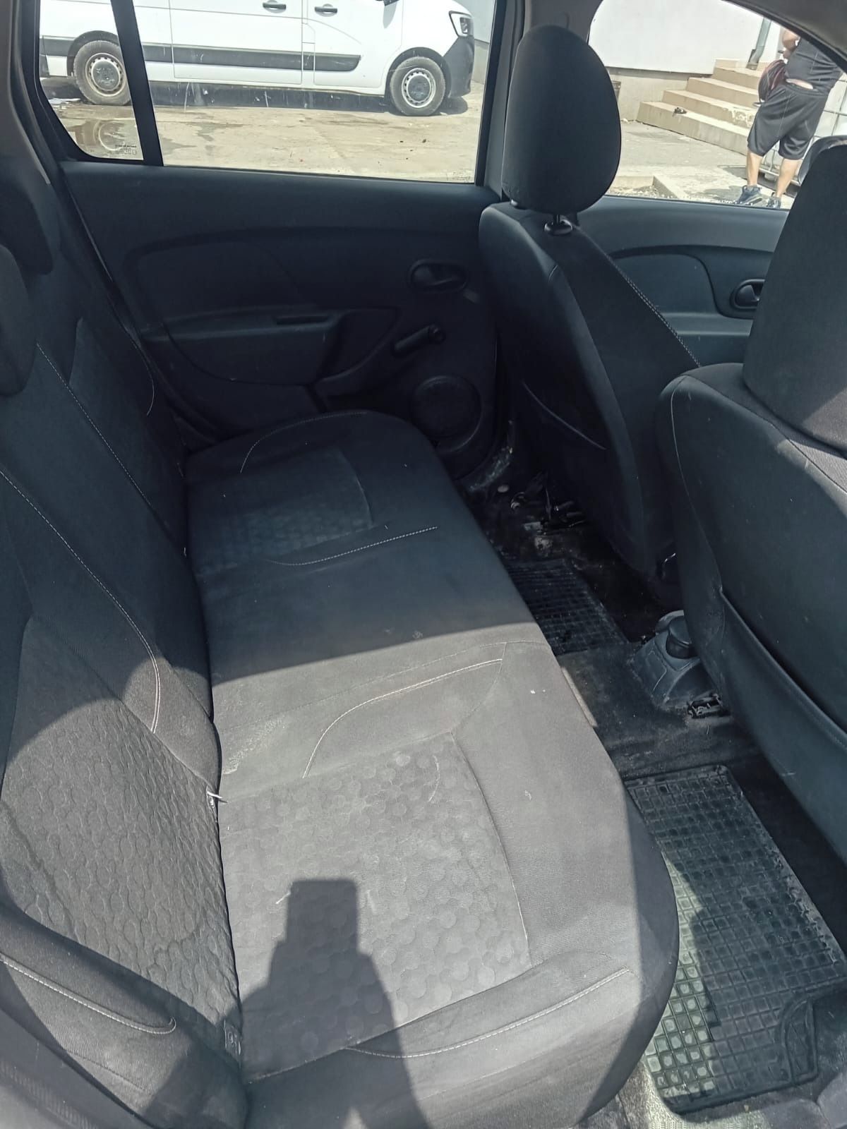 Dacia Logan, 0.9 benzín + plyn - fotka 6