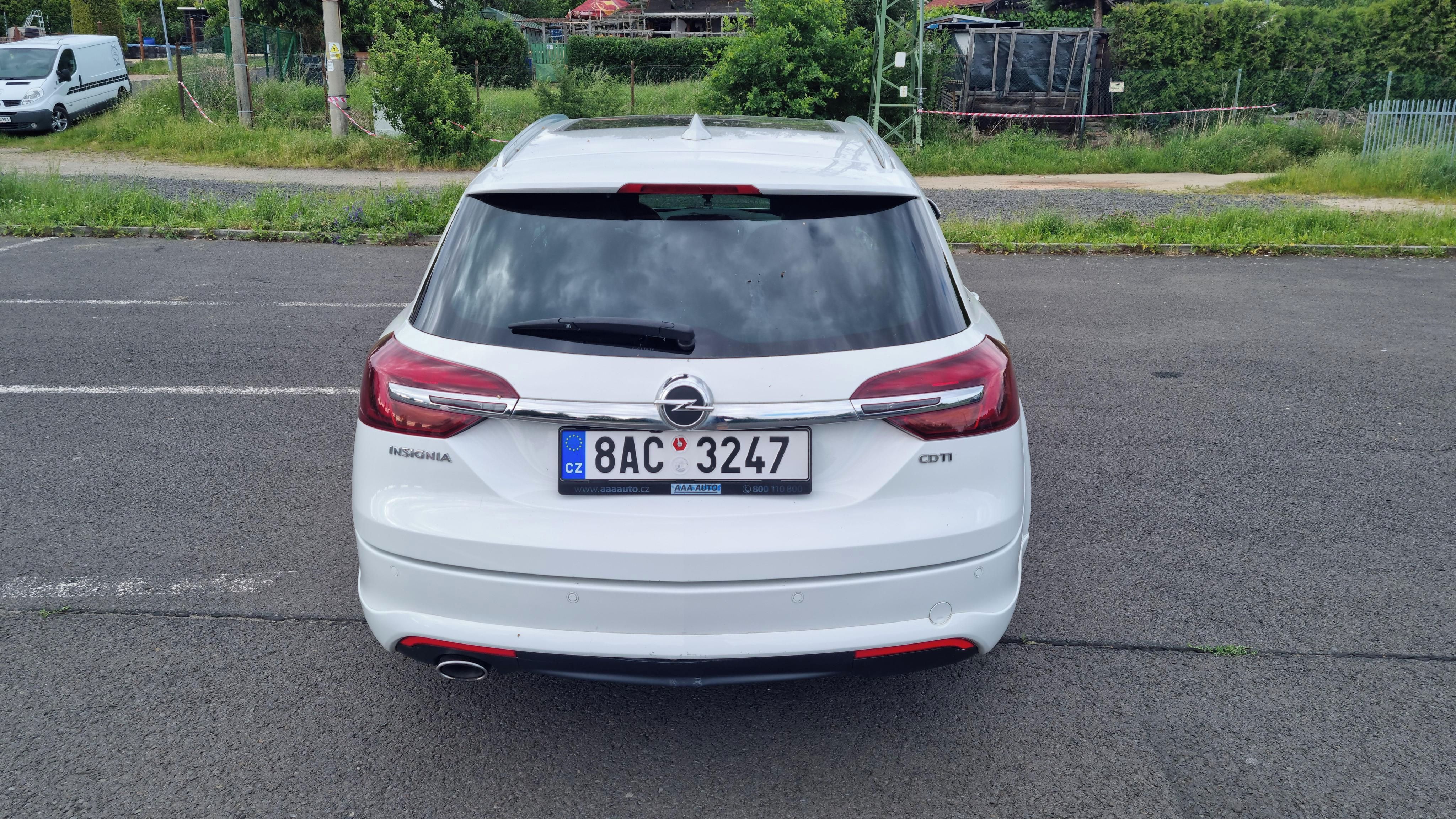 Opel Insignia, Opel Insignia 2.0cdti 125kw - fotka 2