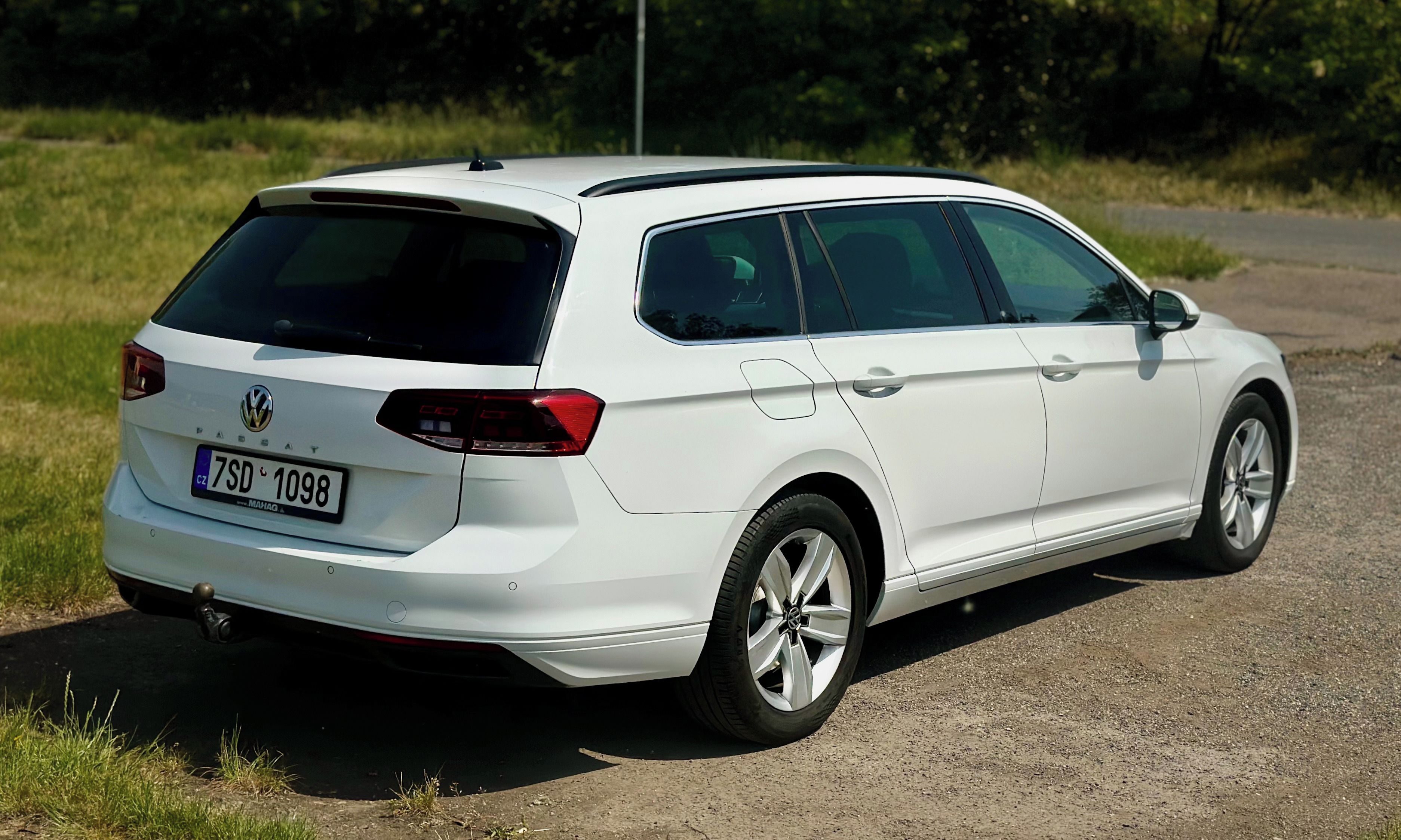 Volkswagen Passat Variant, Elegance 2.0 TDi DSG Kůže - fotka 6