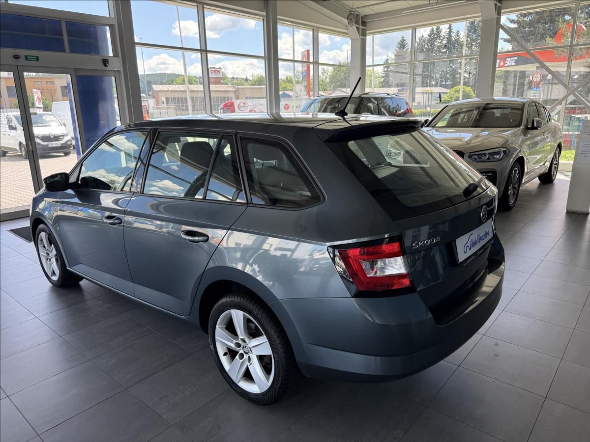 Škoda Fabia, 1,2   TSI 66KW SERVISNÍ KNÍŽKA - fotka 4