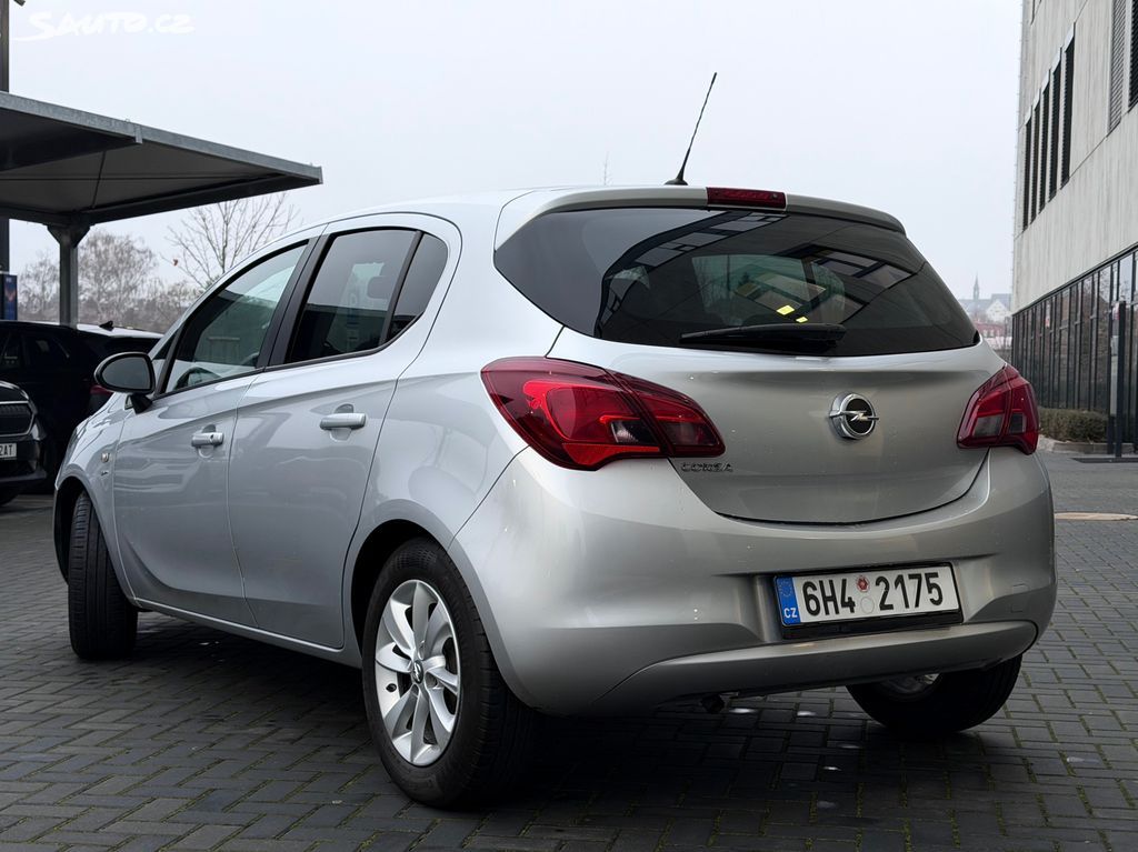 Opel Corsa, 1.2i 51 kw - fotka 3