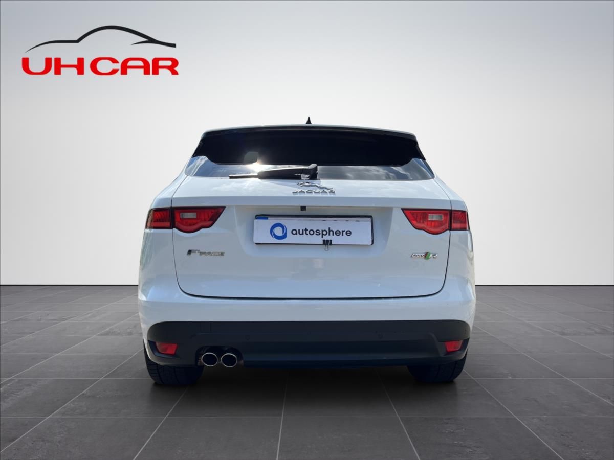 Jaguar F-Pace, 2,0 D 132kW  R-SPORT 4x4 - fotka 6